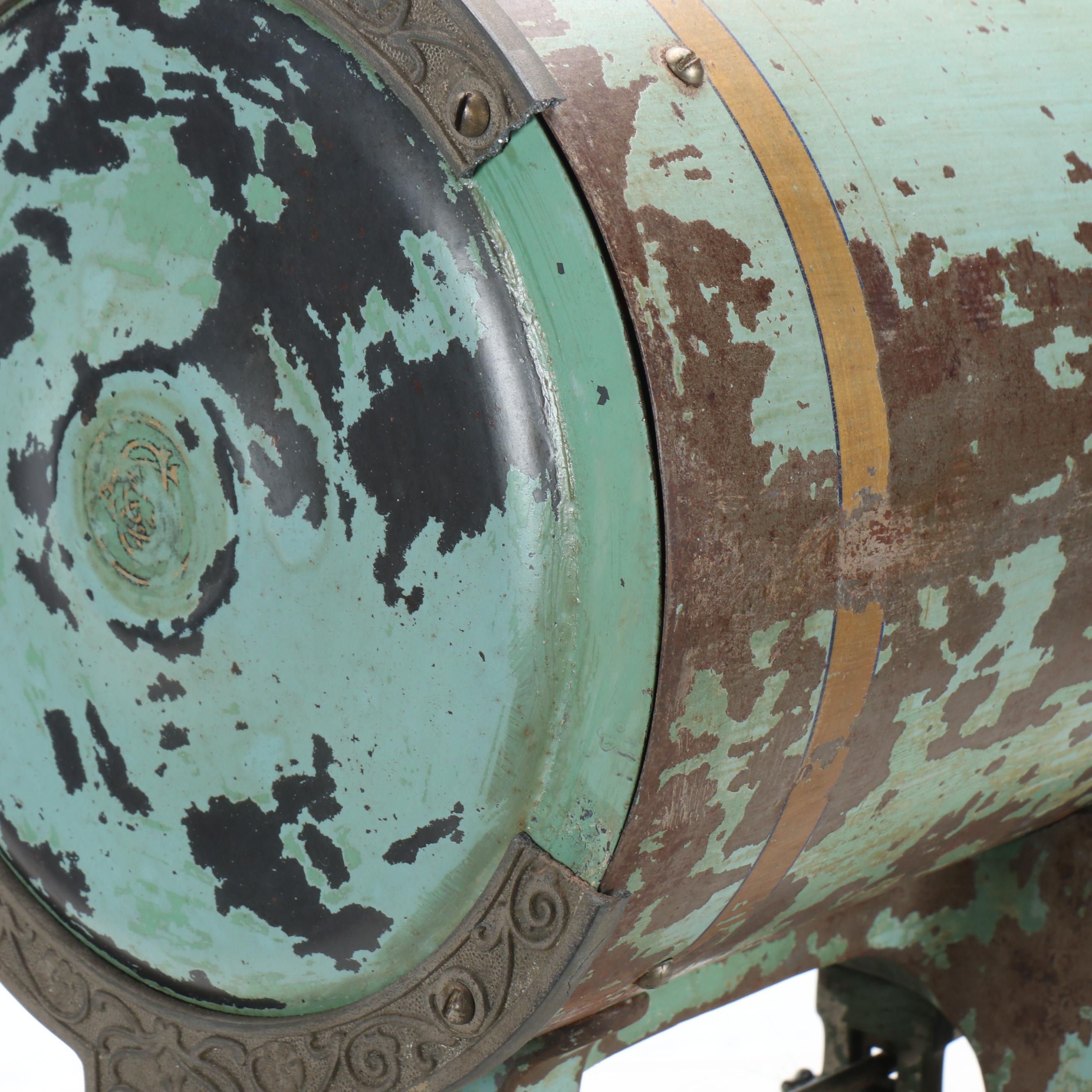 Polychrome Cast Iron Scale