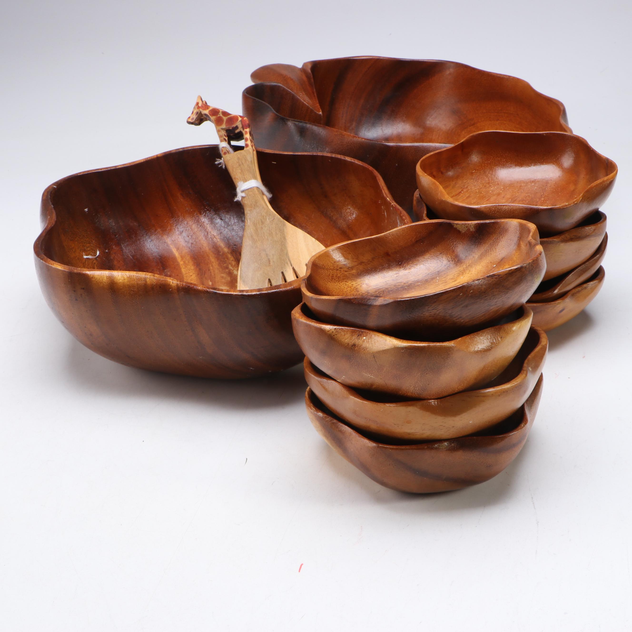 Manex Filipino Carved Wood Bowls with Giraffe Salad Serving Set