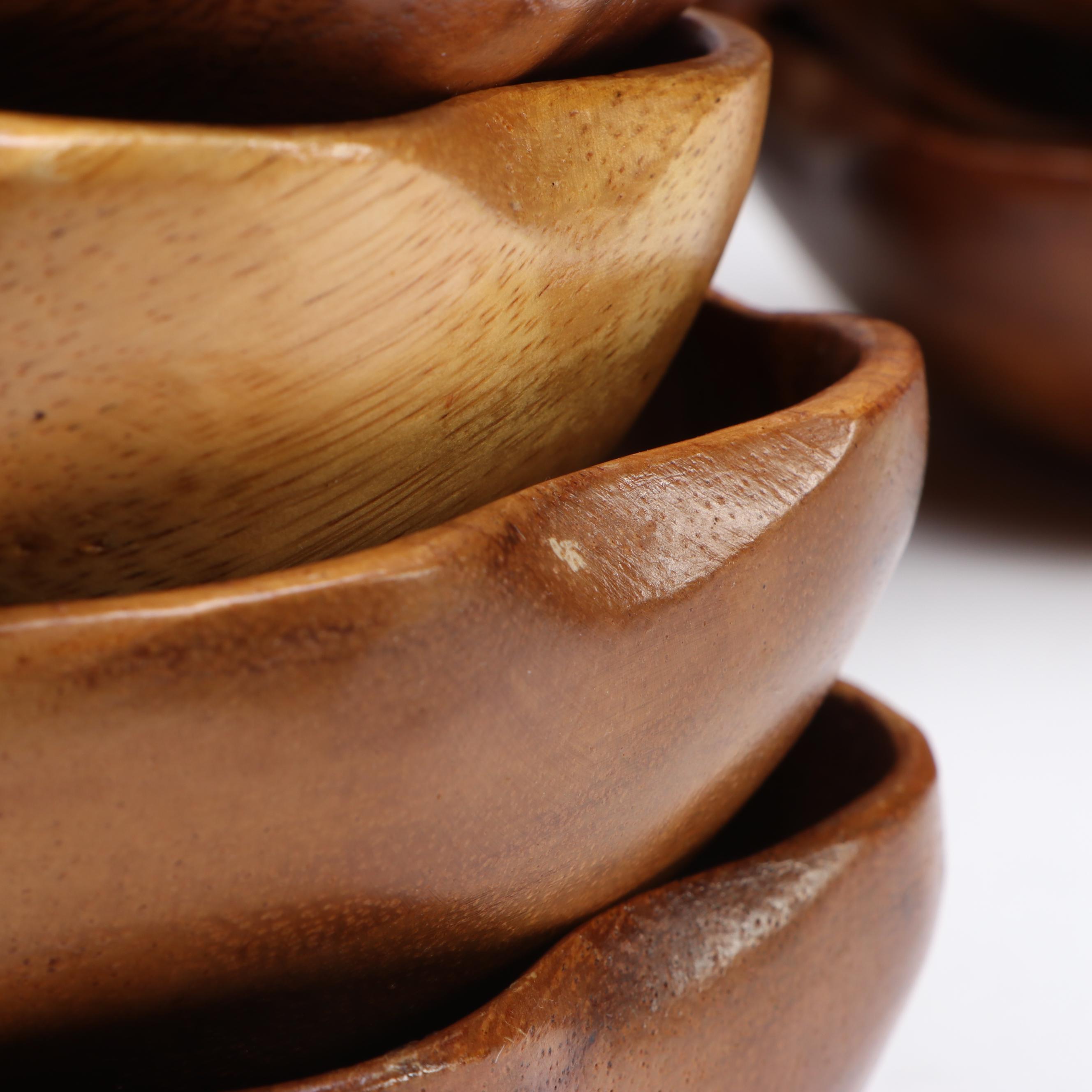 Manex Filipino Carved Wood Bowls with Giraffe Salad Serving Set