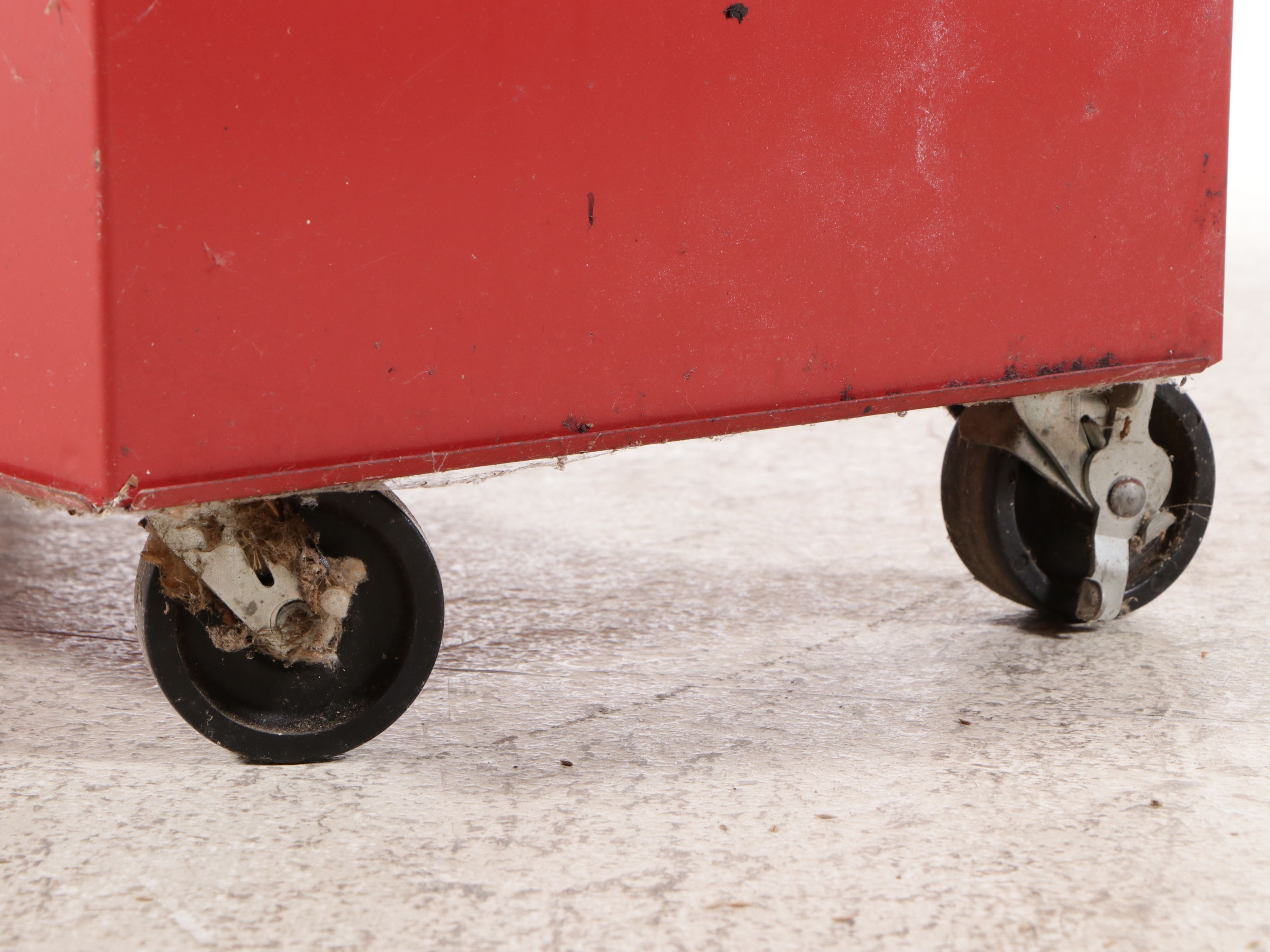 Craftsman Red Metal Toolstation with Assorted Hand Tools