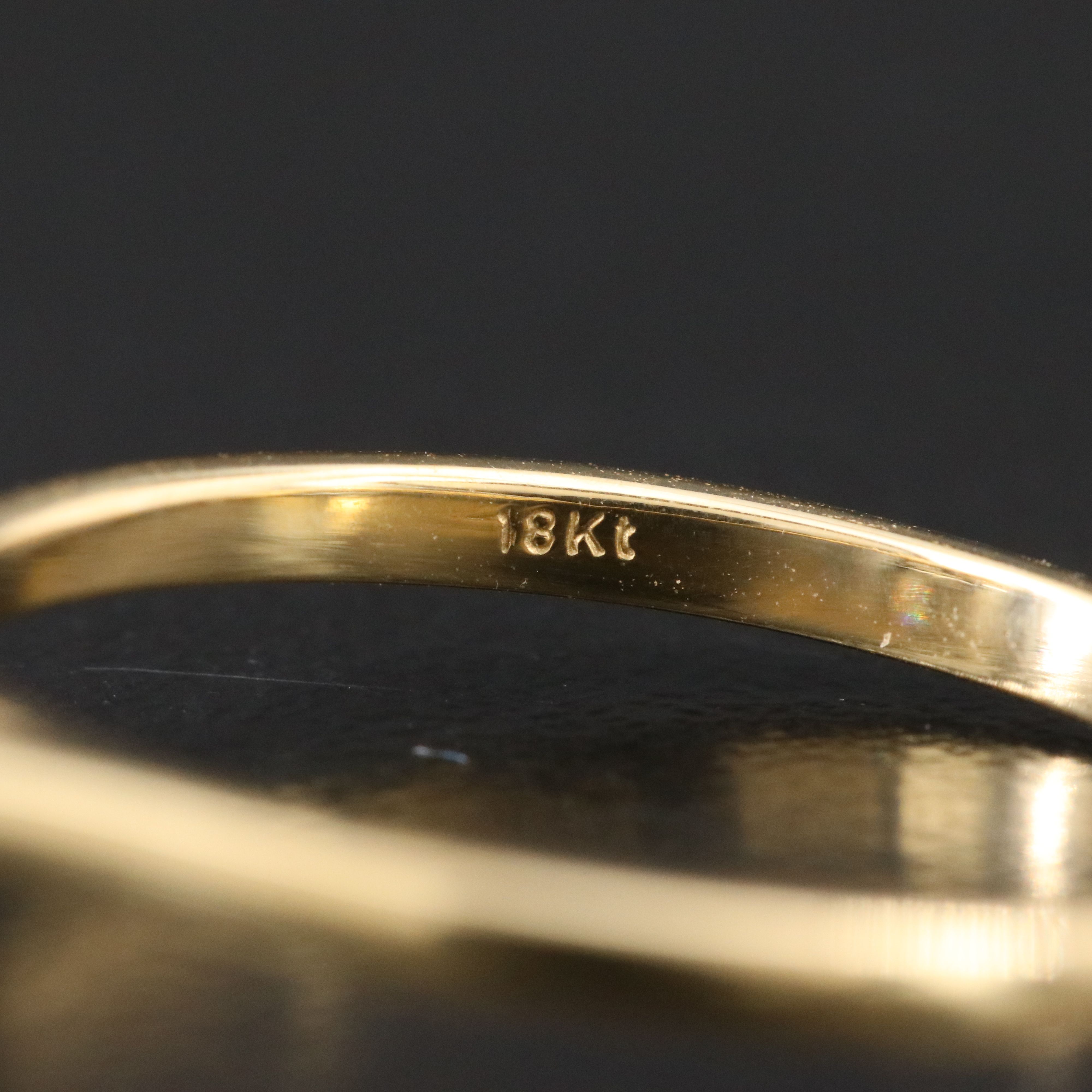 18K 2.00 CT Lab Grown Diamond Solitaire Ring with IGI Report