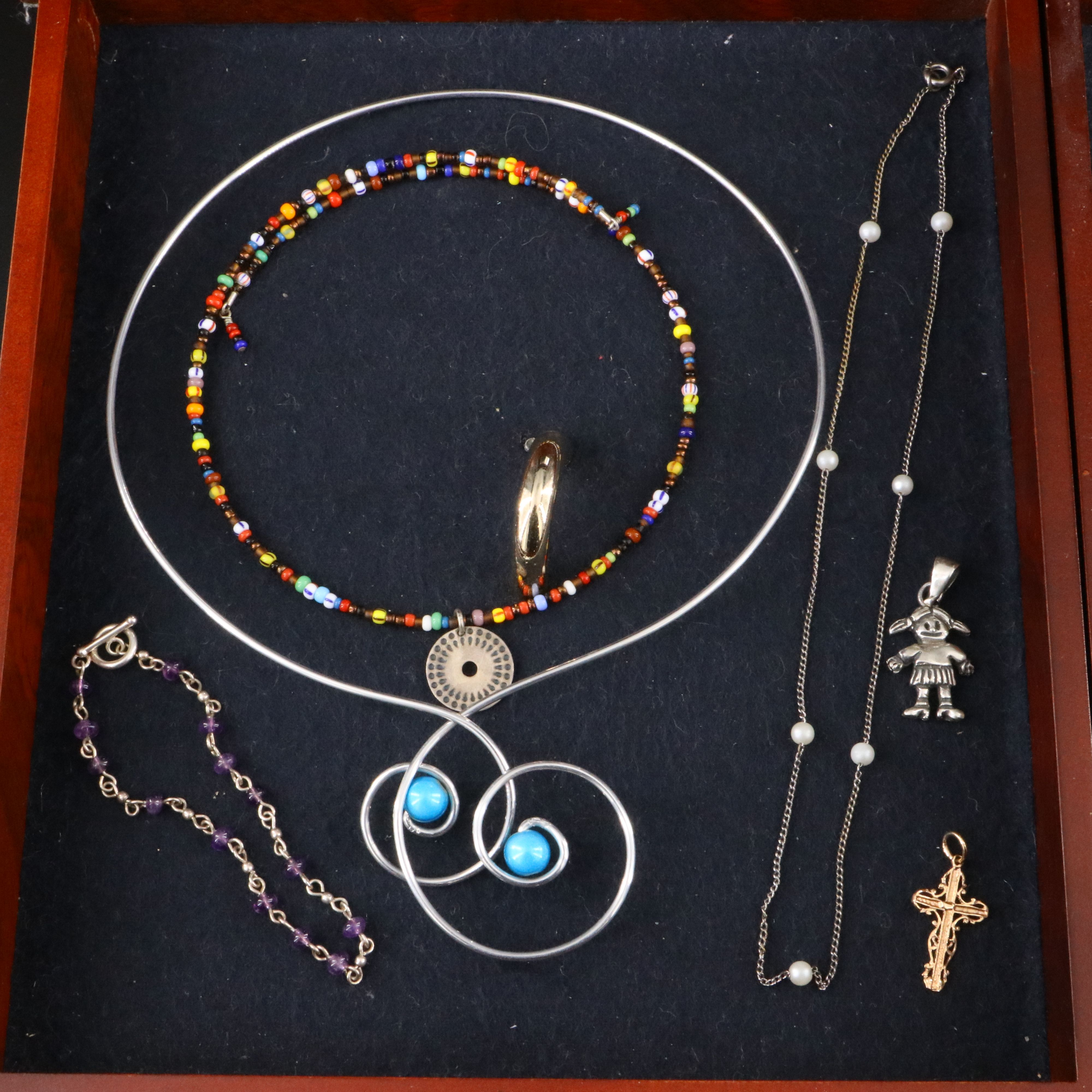 Uncommon Discoveries: Jewelry Collection