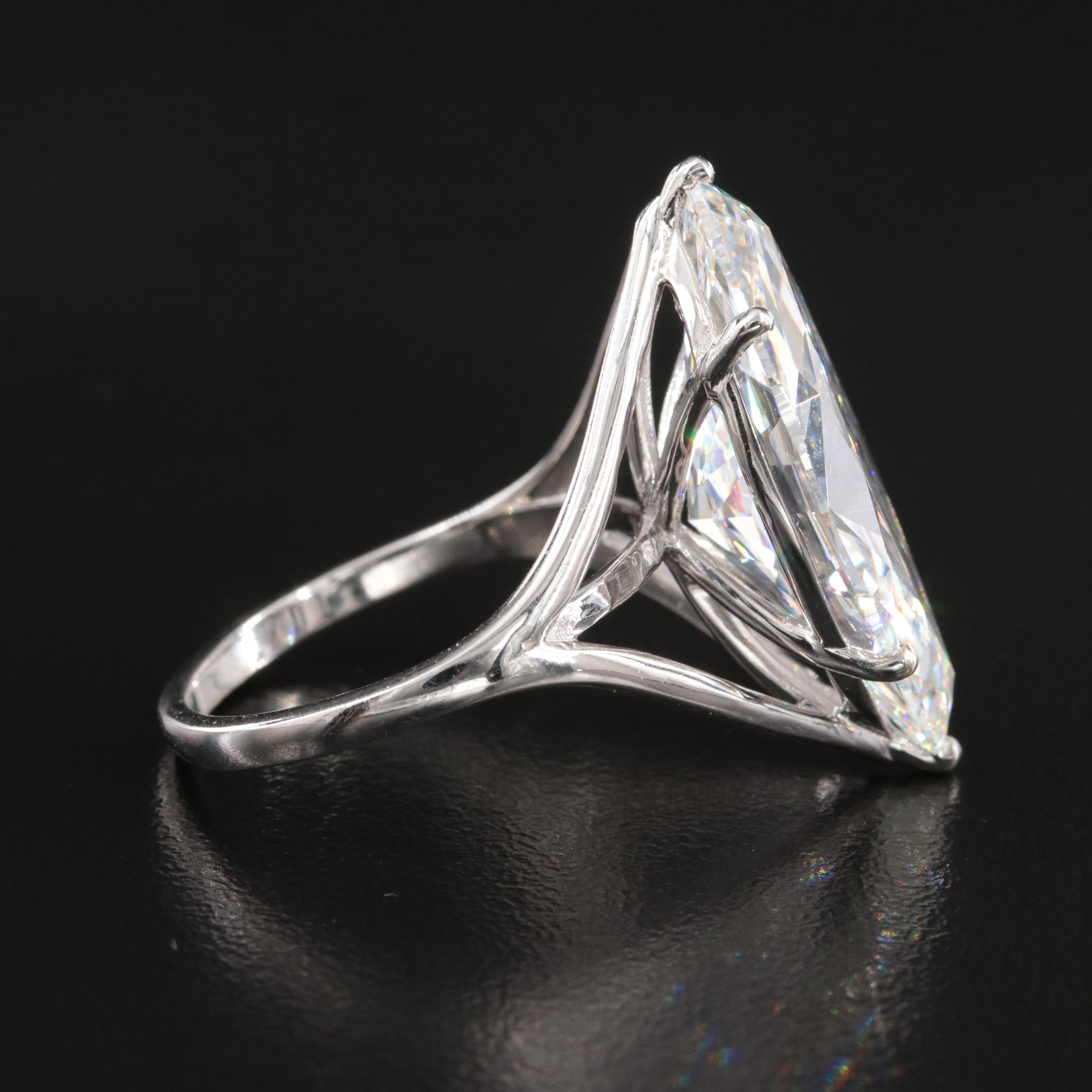 14K 11.01 CT Lab Grown Diamond Solitaire Ring with IGI Report