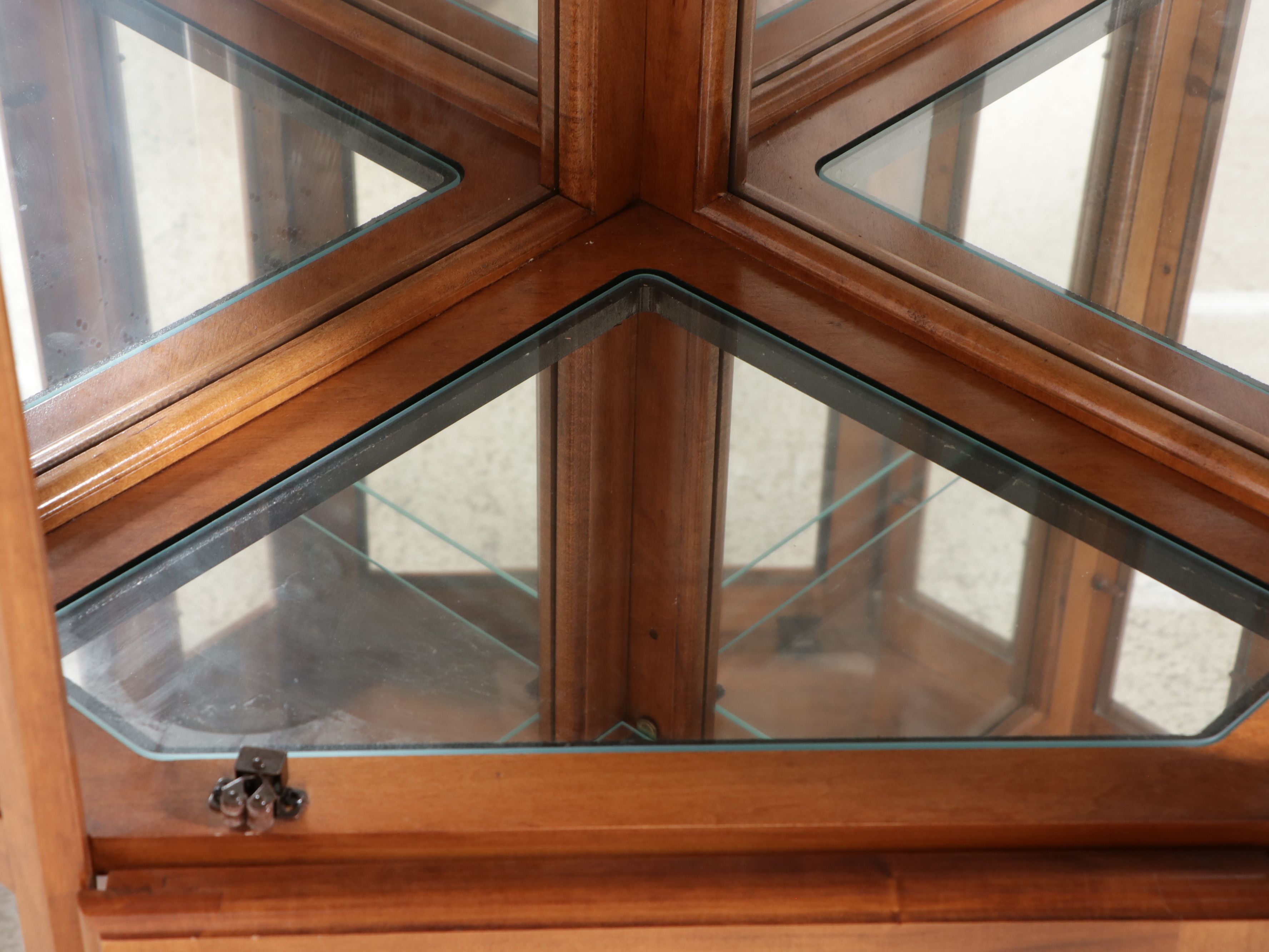 Colonial Style Maple Corner Illuminated Display Cabinet