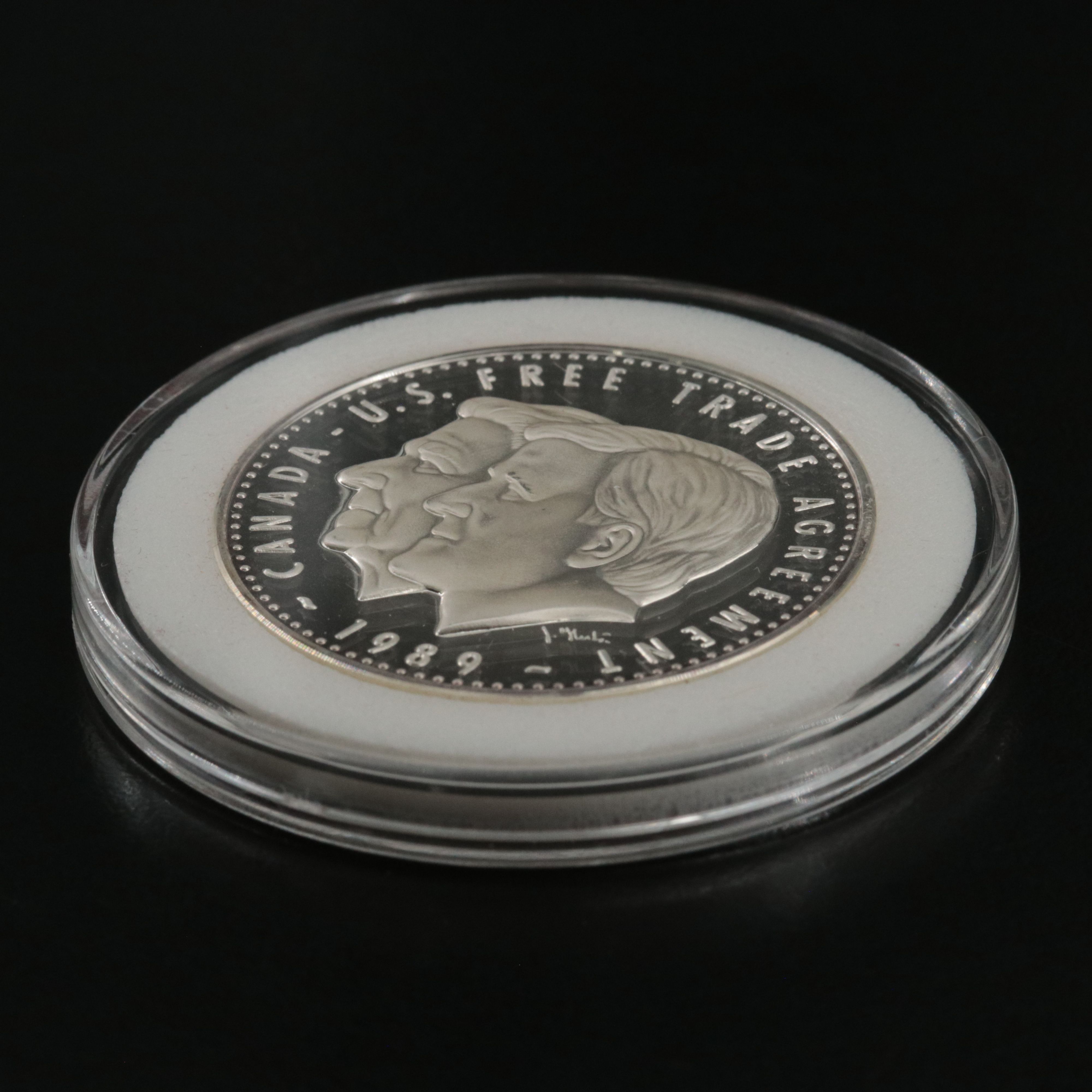 1989 U.S. and Canada Free Trade Commemorative 1-Oz. Fine Silver Coin
