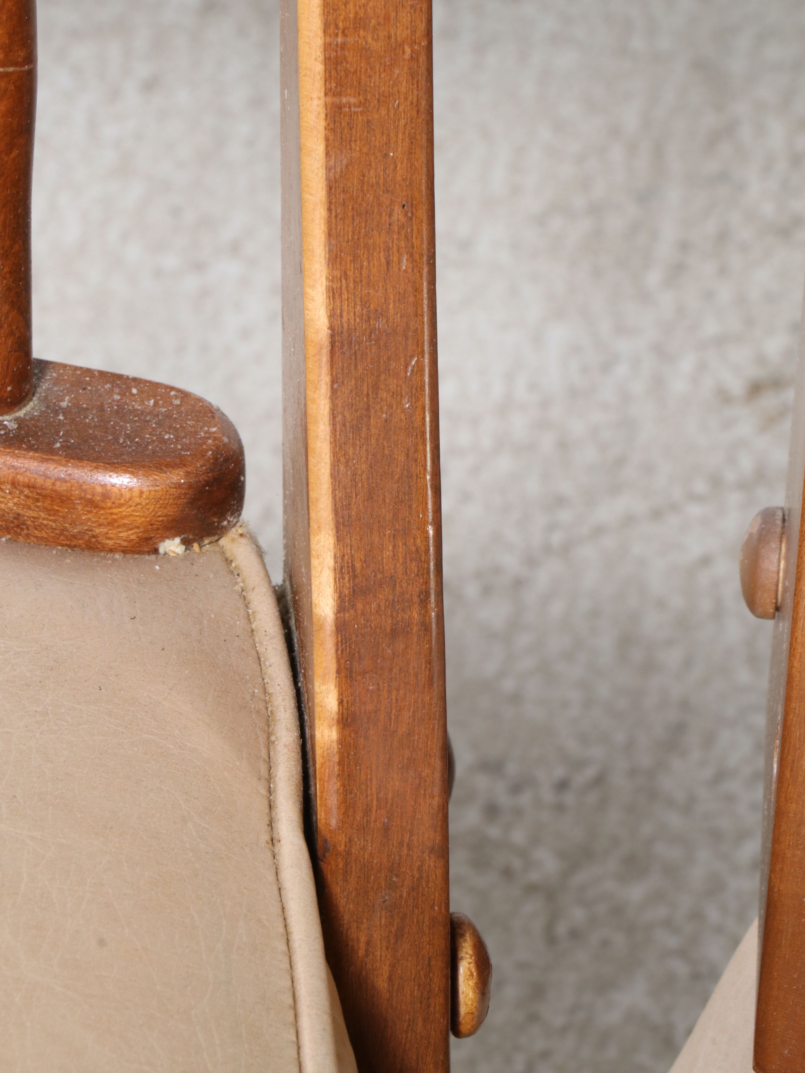Dormalux Co. Early American Style Dining Set