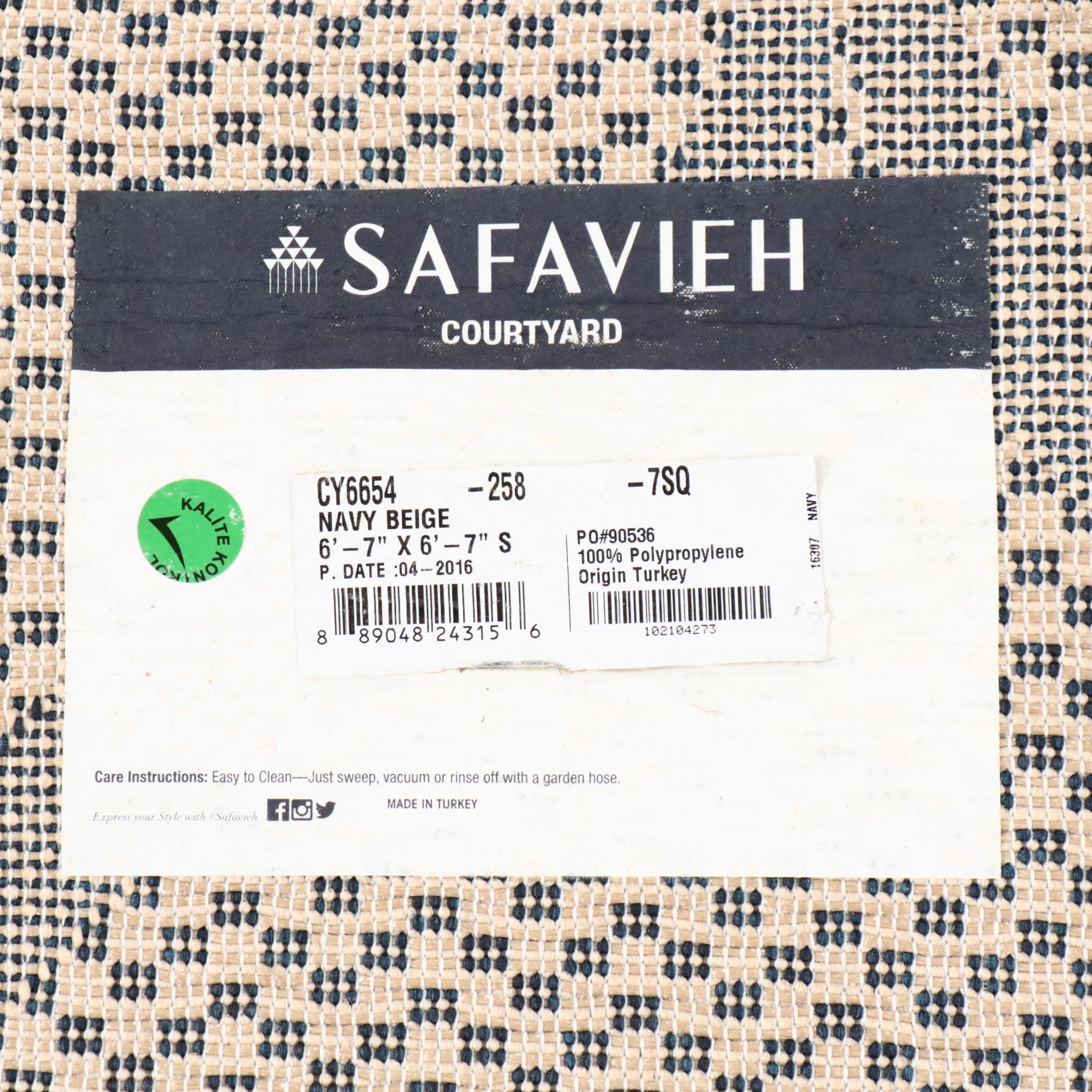 6'5 x 6'7 Machine Made Safavieh Courtyard Contemporary All Weather Area Rug