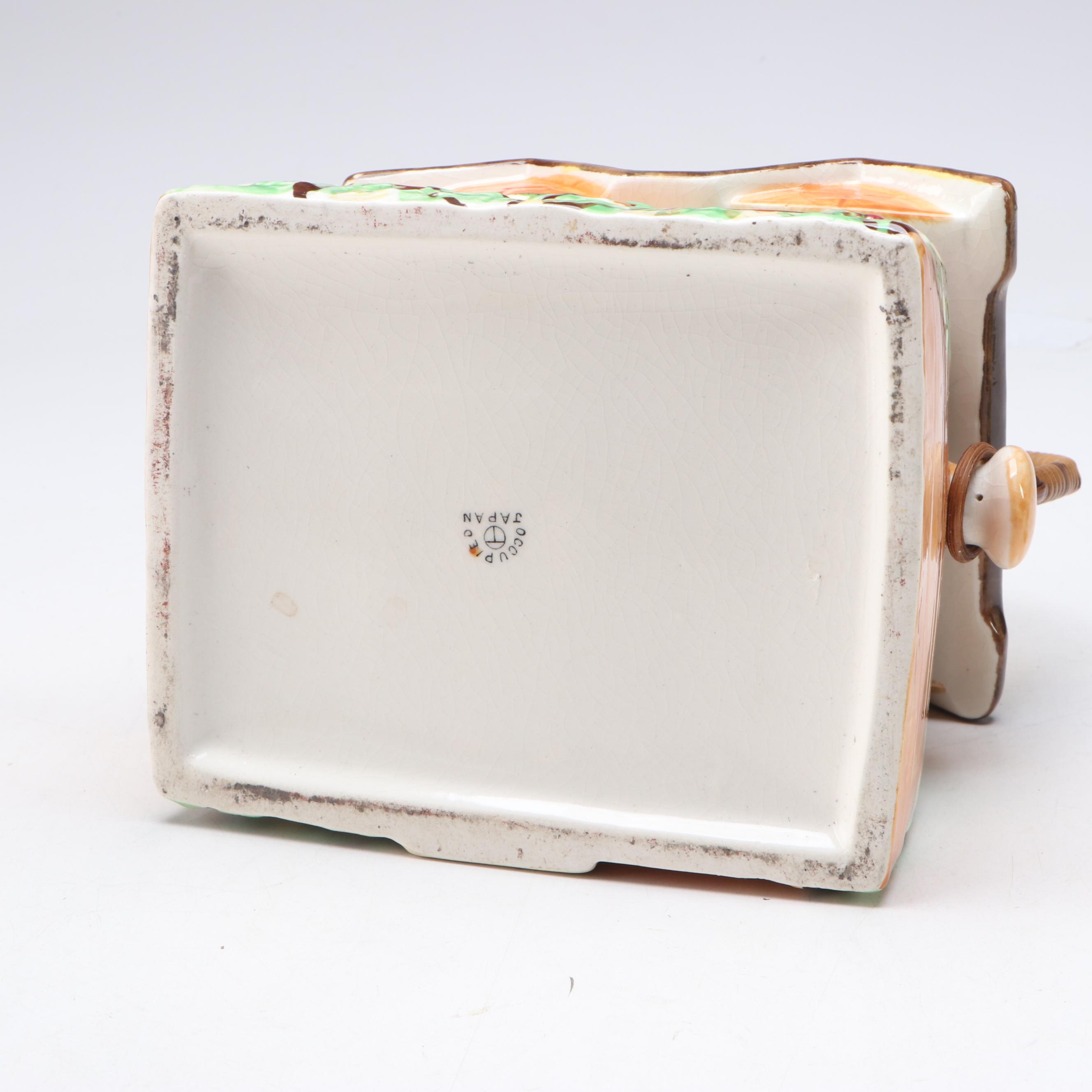 Japanese Export Porcelain Cottage Jars and Children, Mid-20th Century