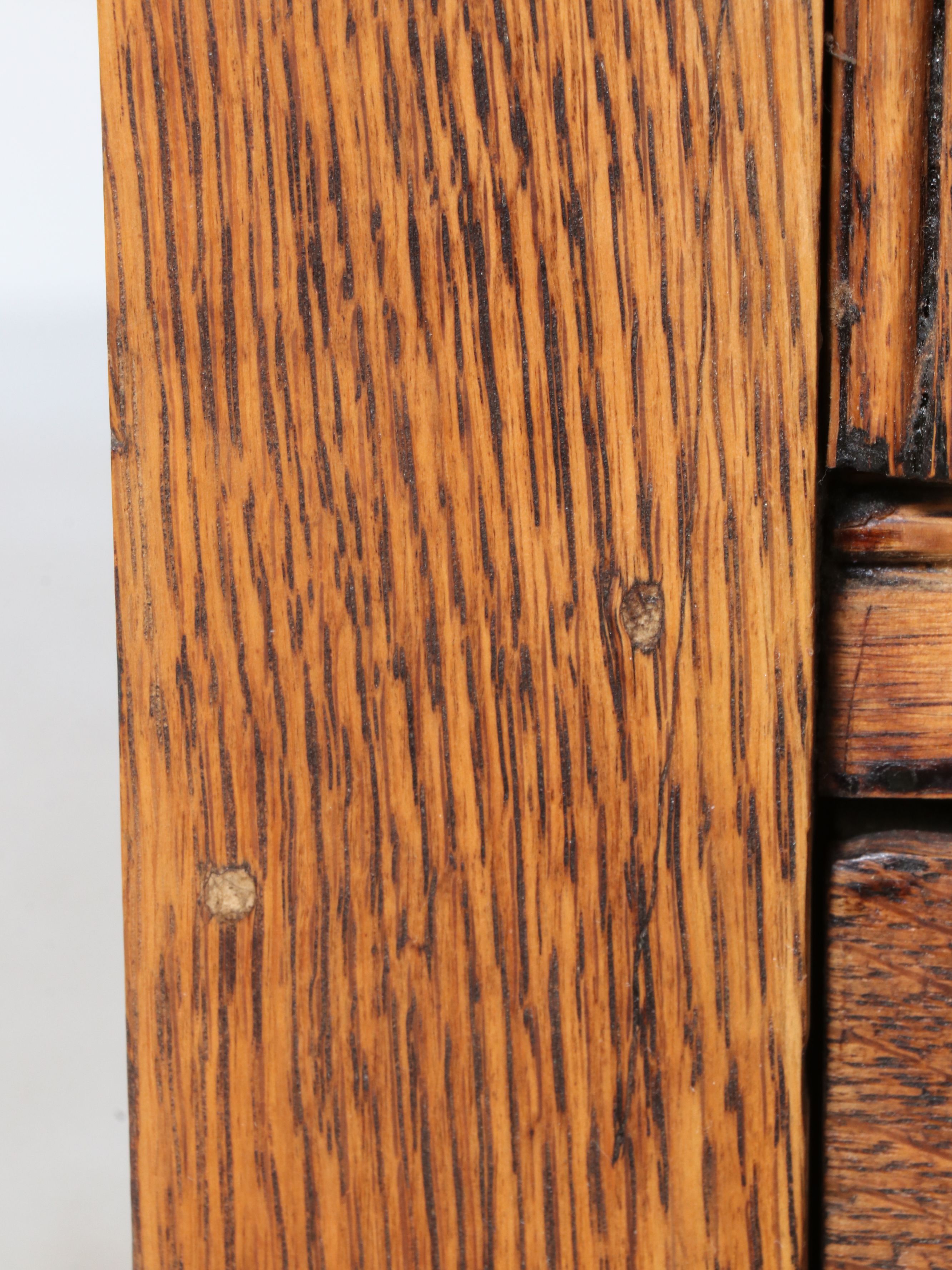 Late Victorian Quartersawn Oak Cupboard