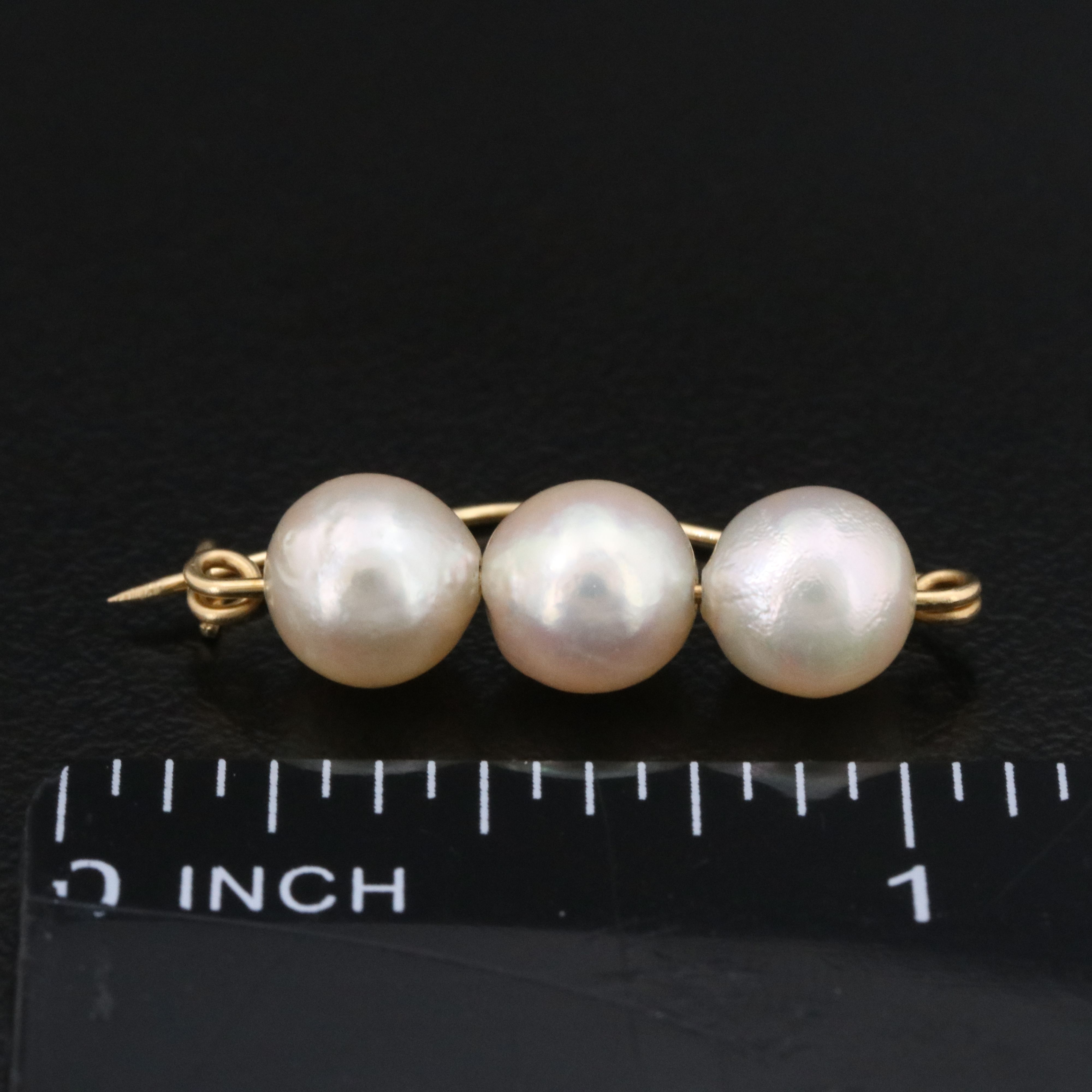 14K Pearl Brooch
