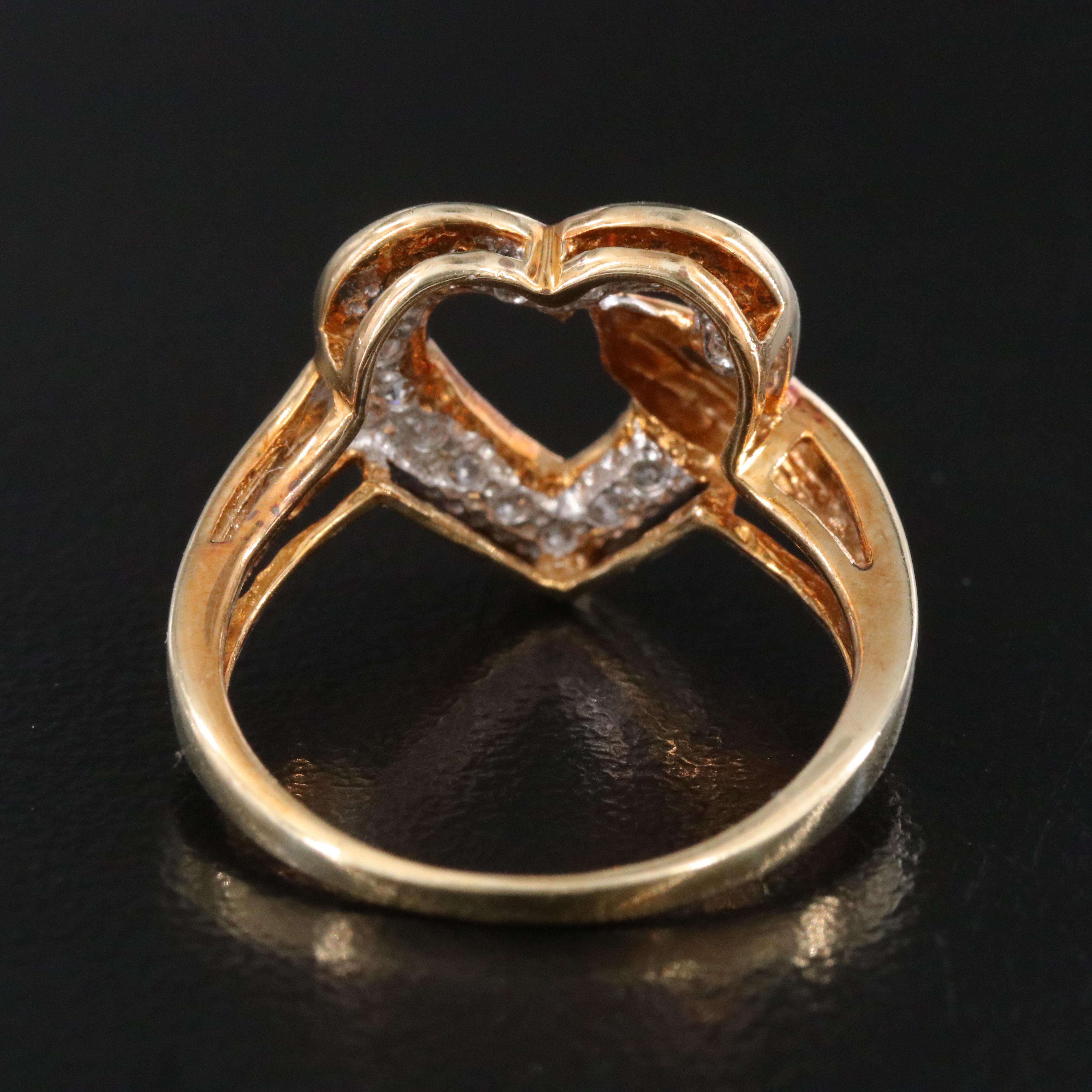 10K 0.15 CTW Diamond Heart Ring