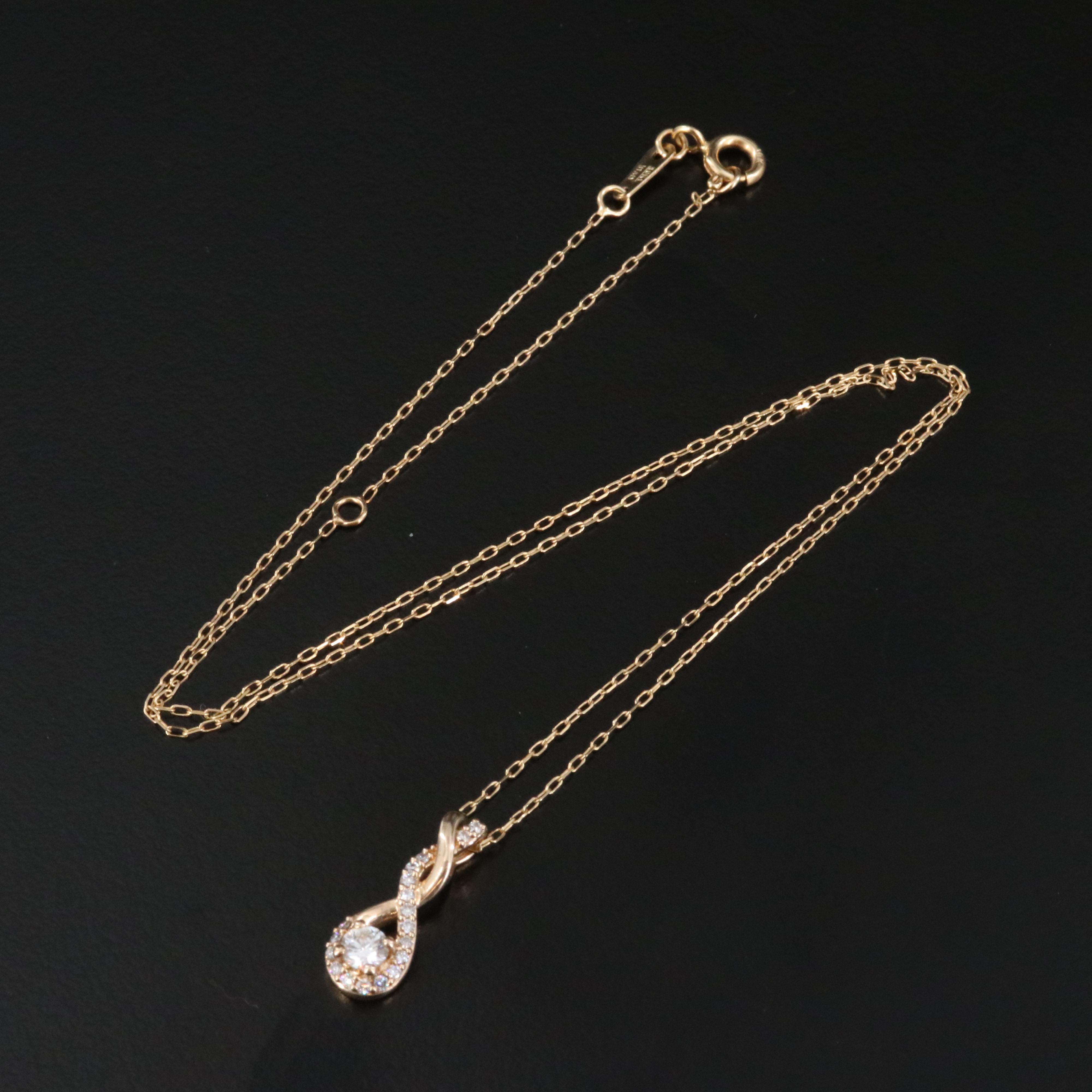 10K 0.50 CTW Diamond Pendant Necklace
