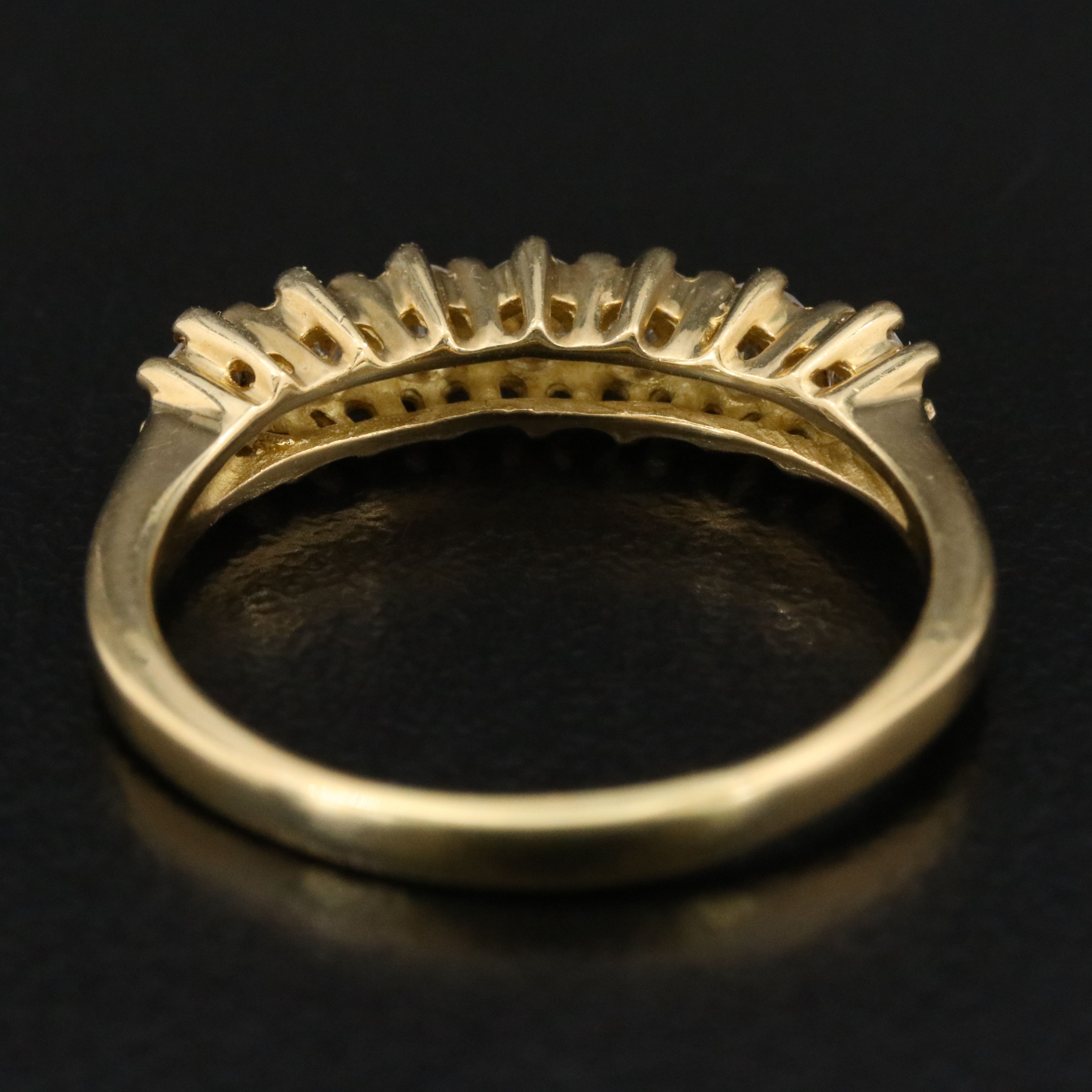 18K 0.50 CTW Diamond Ring