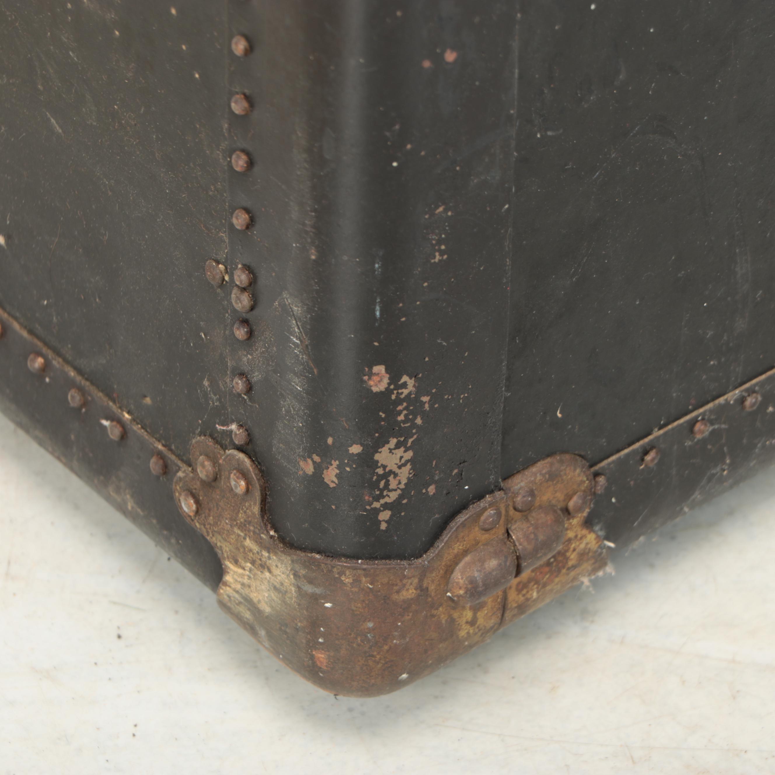 Antique Hartmann Trunk Company Gibraltarized Steamer Trunk