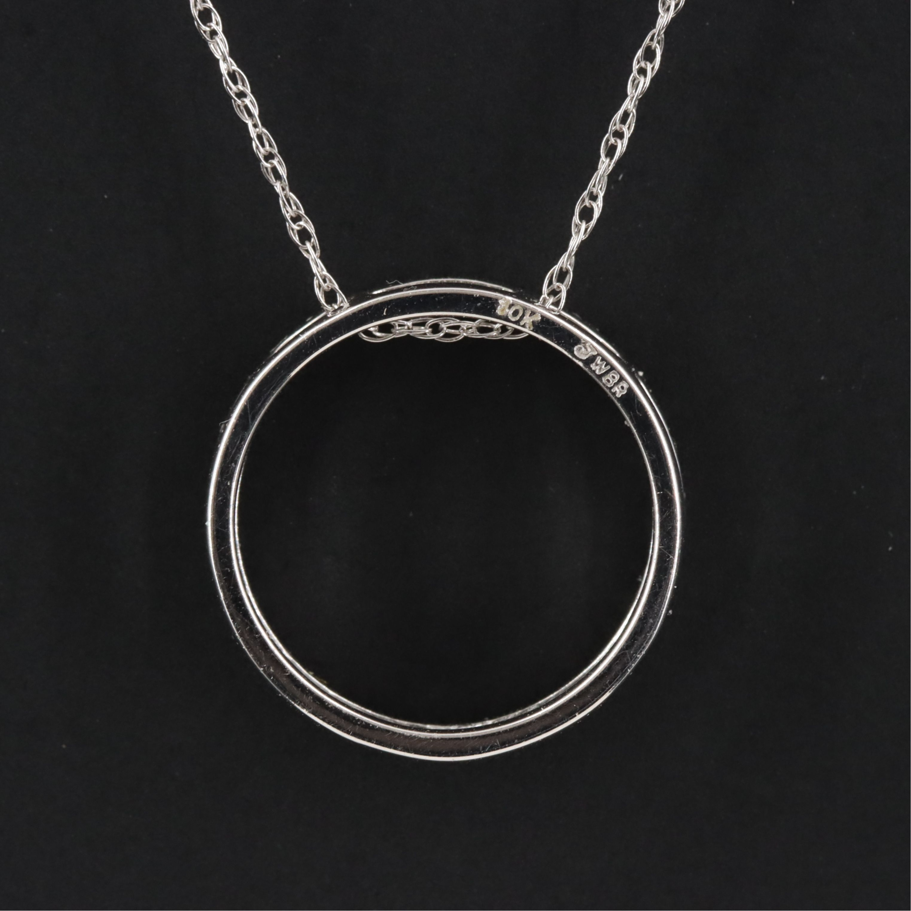 14K 0.08 CTW Diamond Circle Pendant Necklace