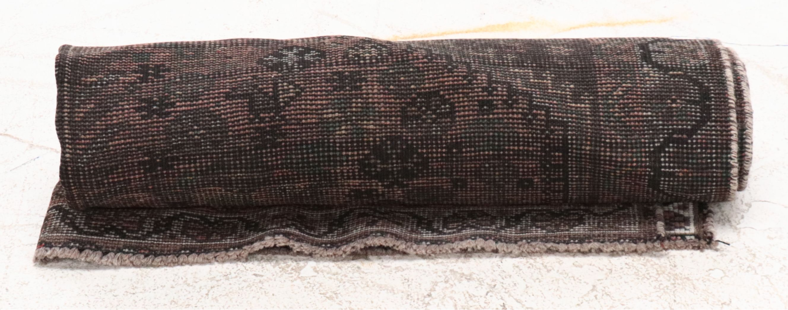 4'9 x 8'3 Hand-Knotted Persian Abadeh Area Rug