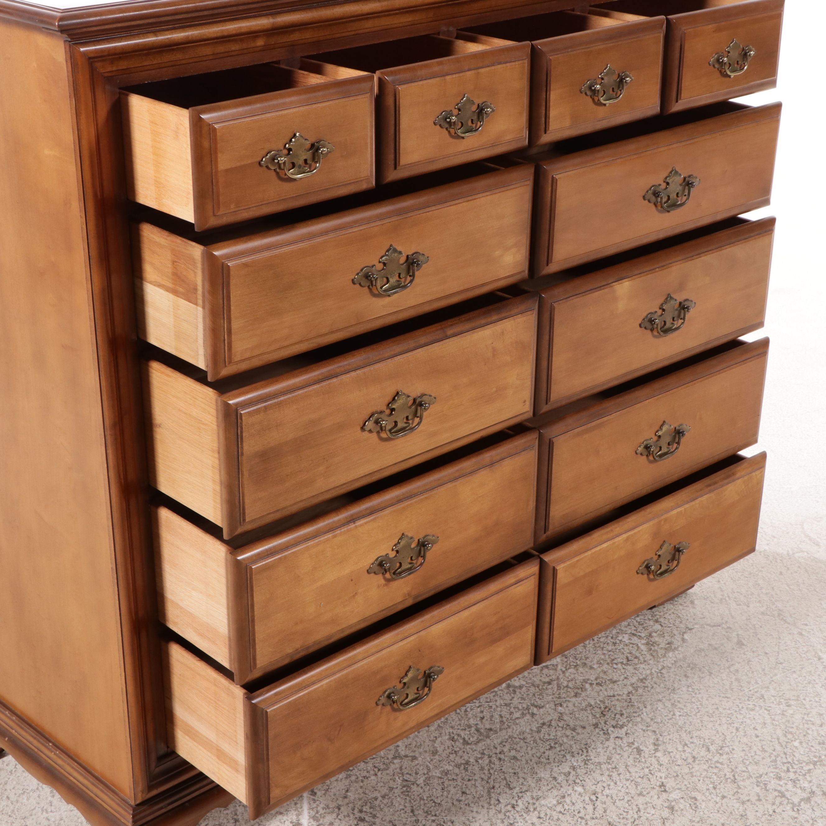 Sumter Cabinet Company Colonial Style Maple Chest of Drawers