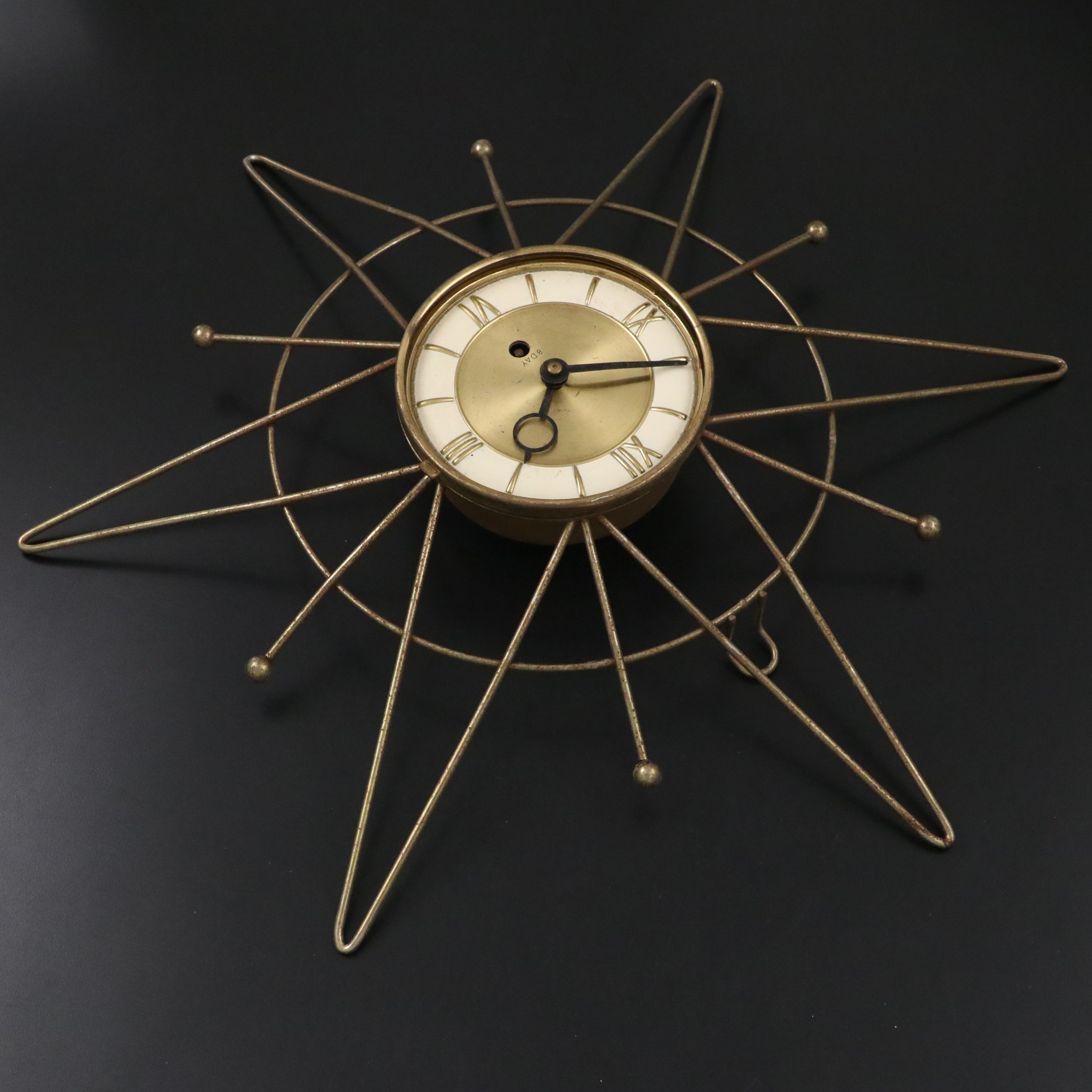 Mid Century Modern 8-Day Atomic Starburst Wall Clock, Mid-20th Century