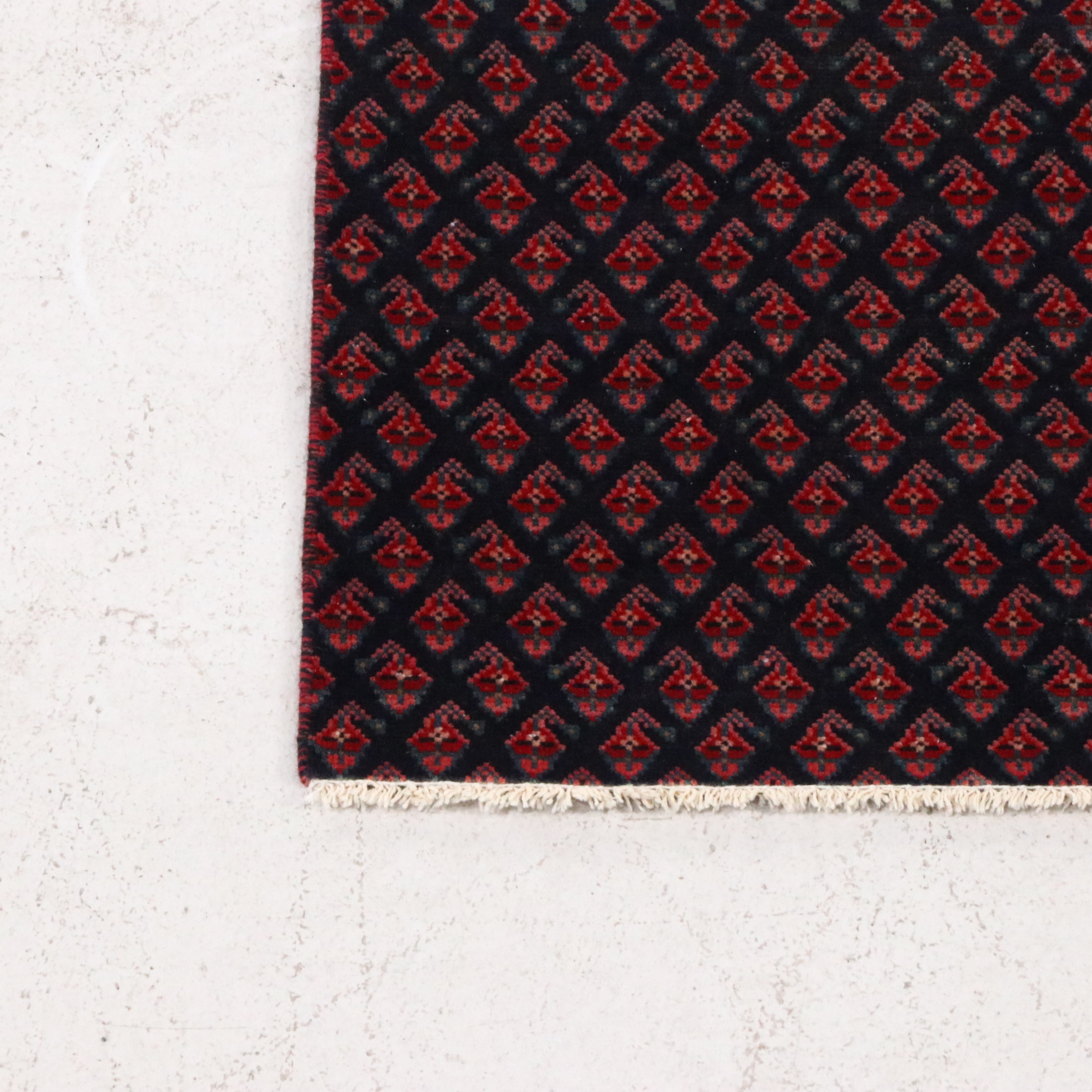 2'10 x 8'5 Hand-Knotted Persian Seraband Carpet Runner