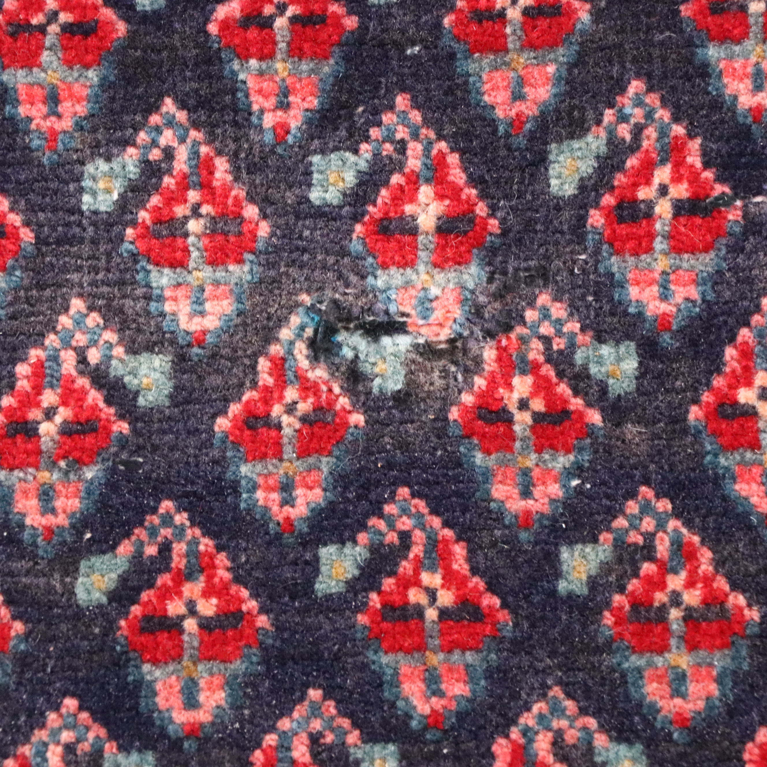 2'10 x 8'5 Hand-Knotted Persian Seraband Carpet Runner