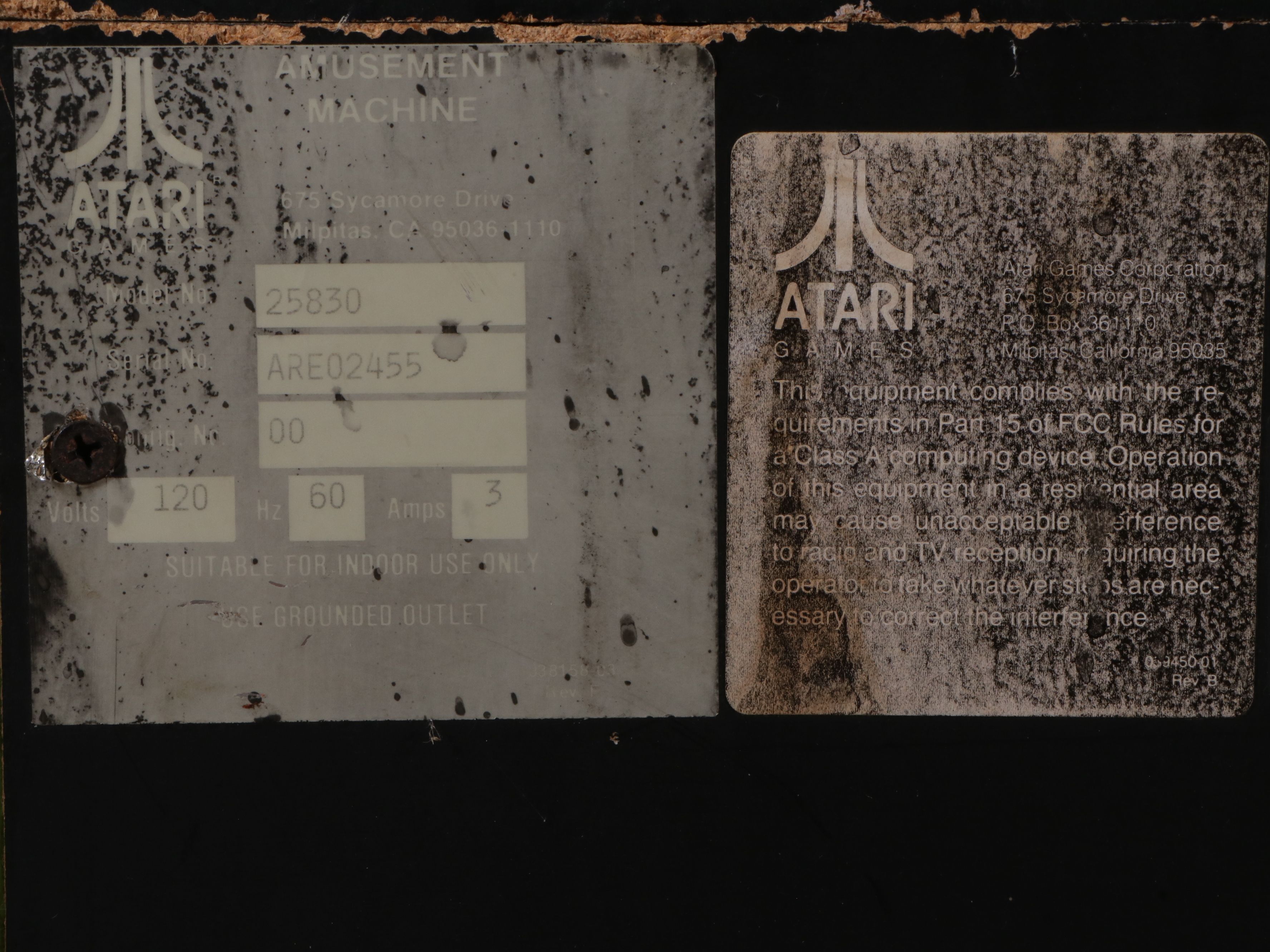 Atari "Area 51" Video Arcade Console Game