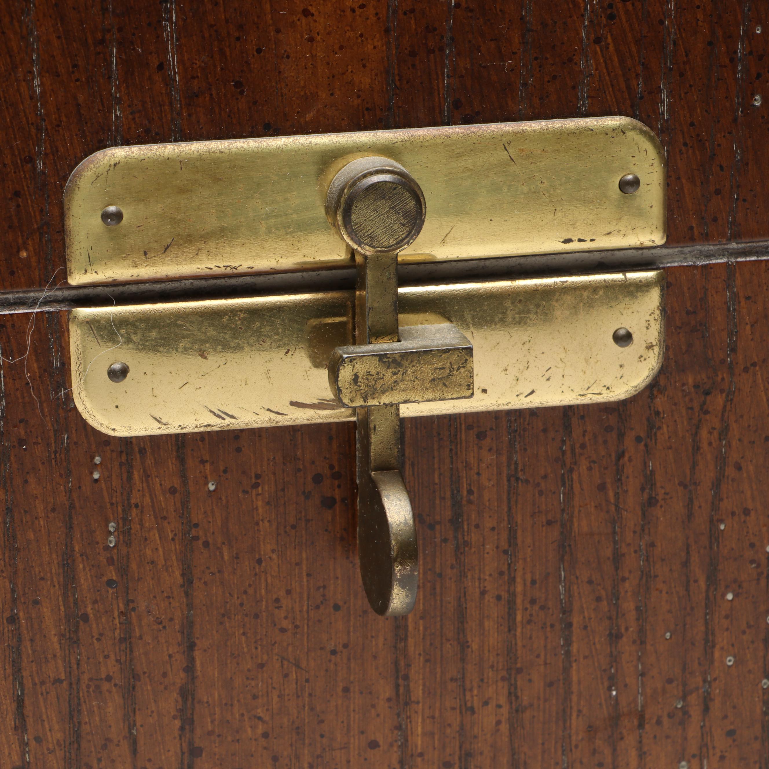 Knob Creek Nautical Wood and Brass Sextant Table Lamp, 20th Century