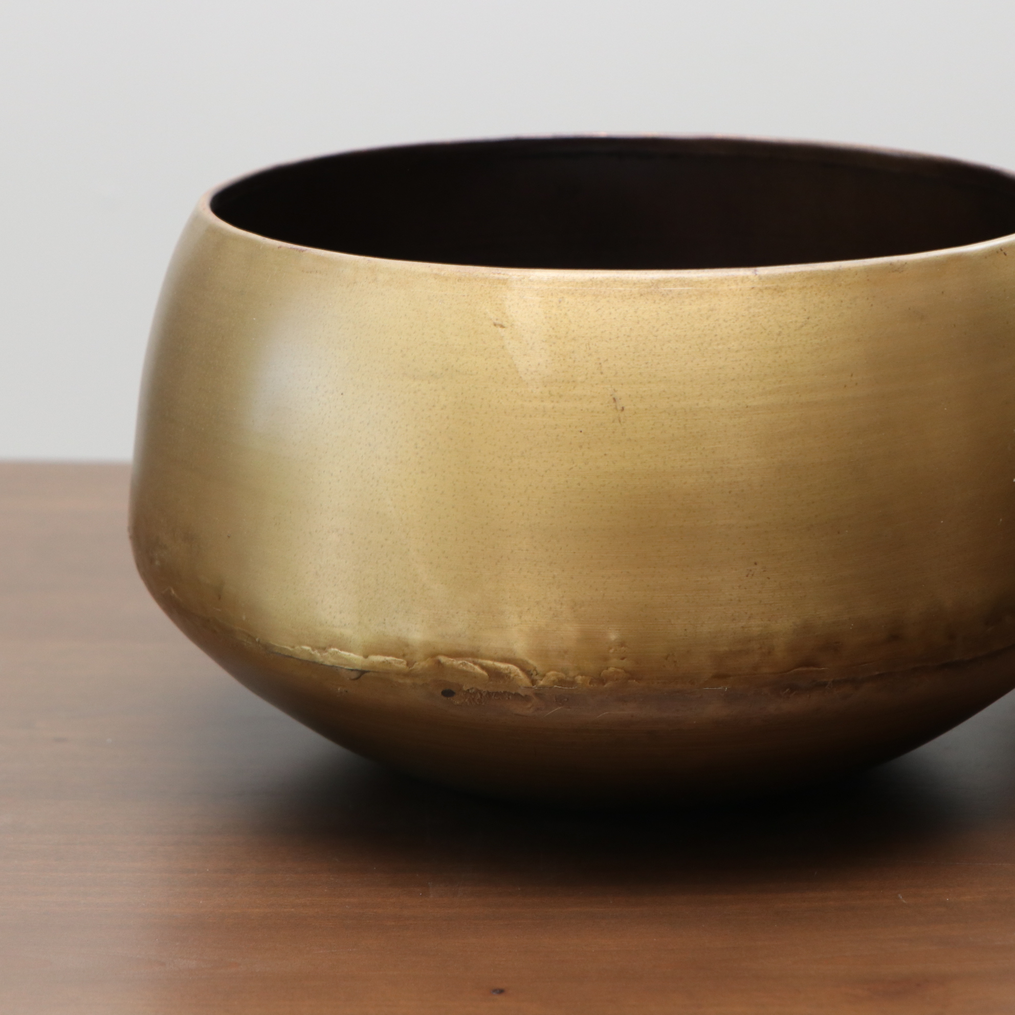 Brass Tone Metal Bowls, Faux Lizard Boxes, and More Décor