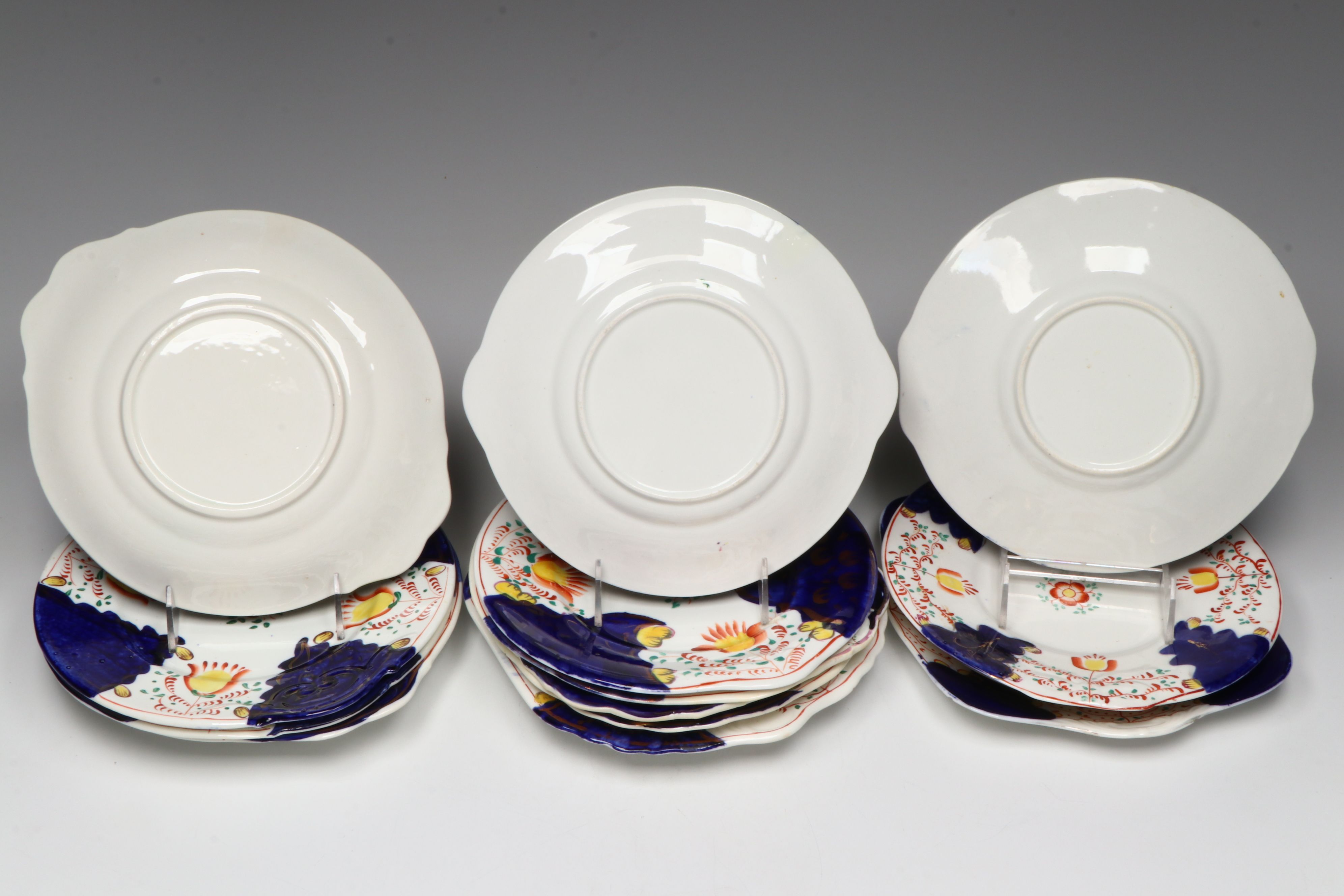 English Gaudy Welsh Tulip Dinnerware and Serving Pieces
