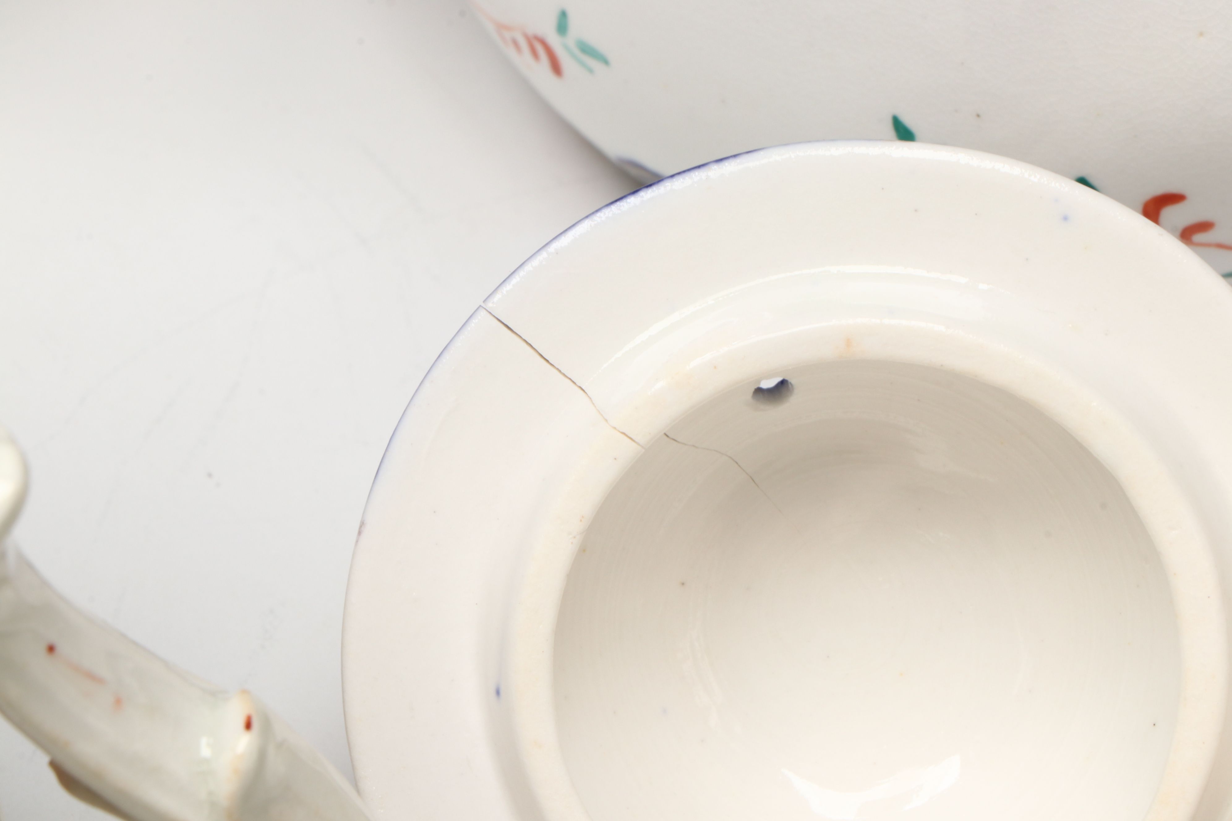 English Gaudy Welsh Tulip Dinnerware and Serving Pieces