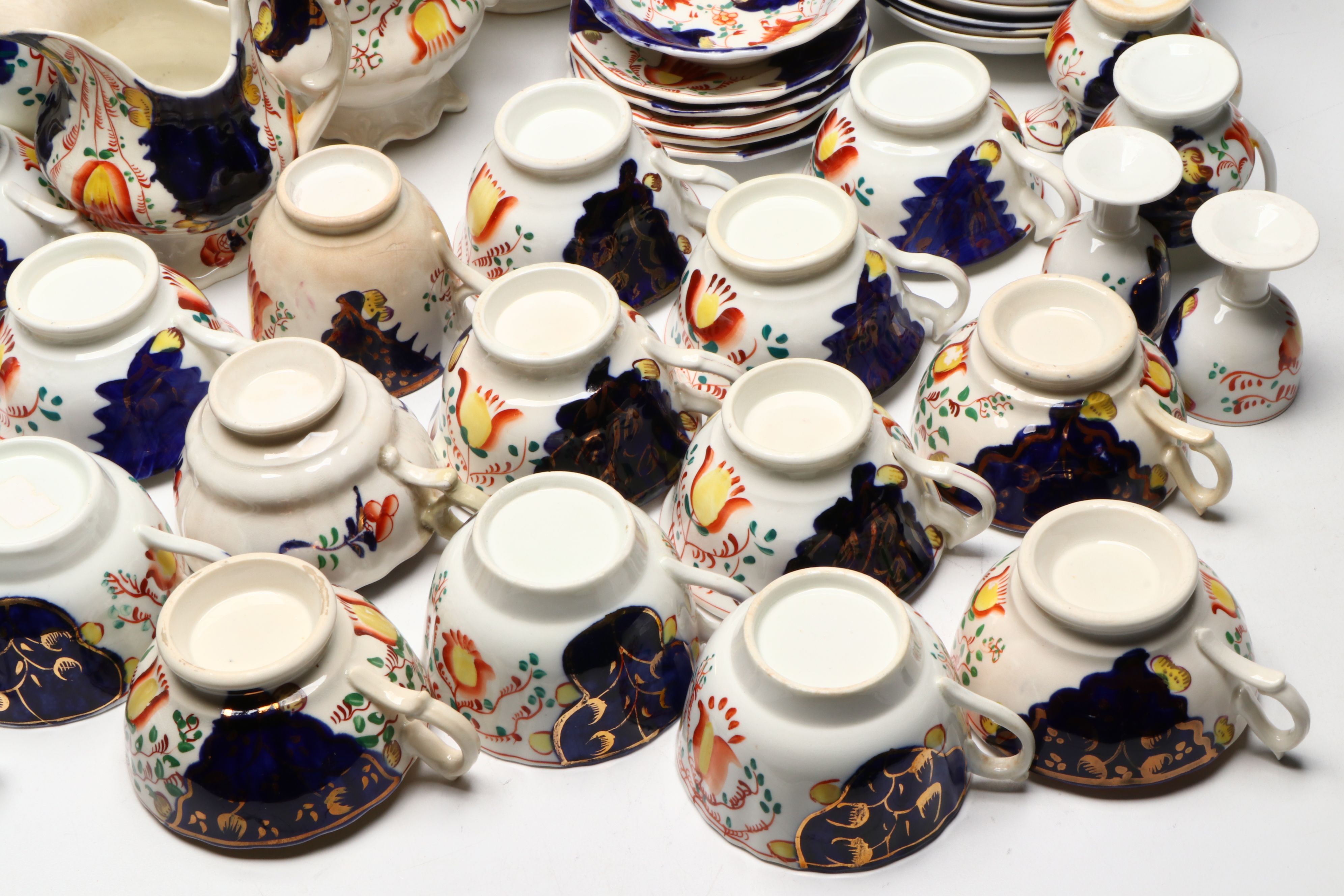 English Gaudy Welsh Tulip Dinnerware and Serving Pieces