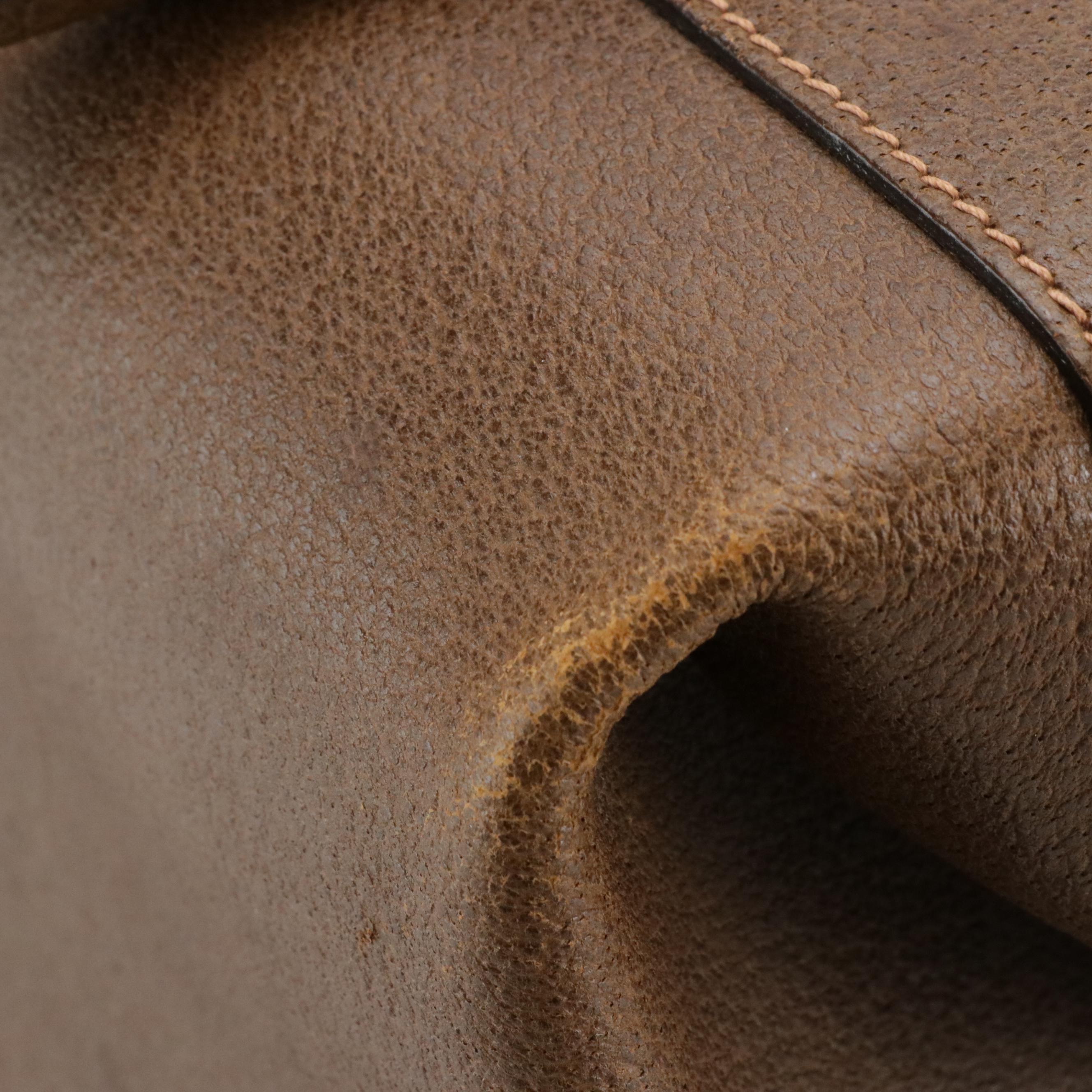 Gucci Doctor Bag Style Vanity Case in Cinghiale Leather