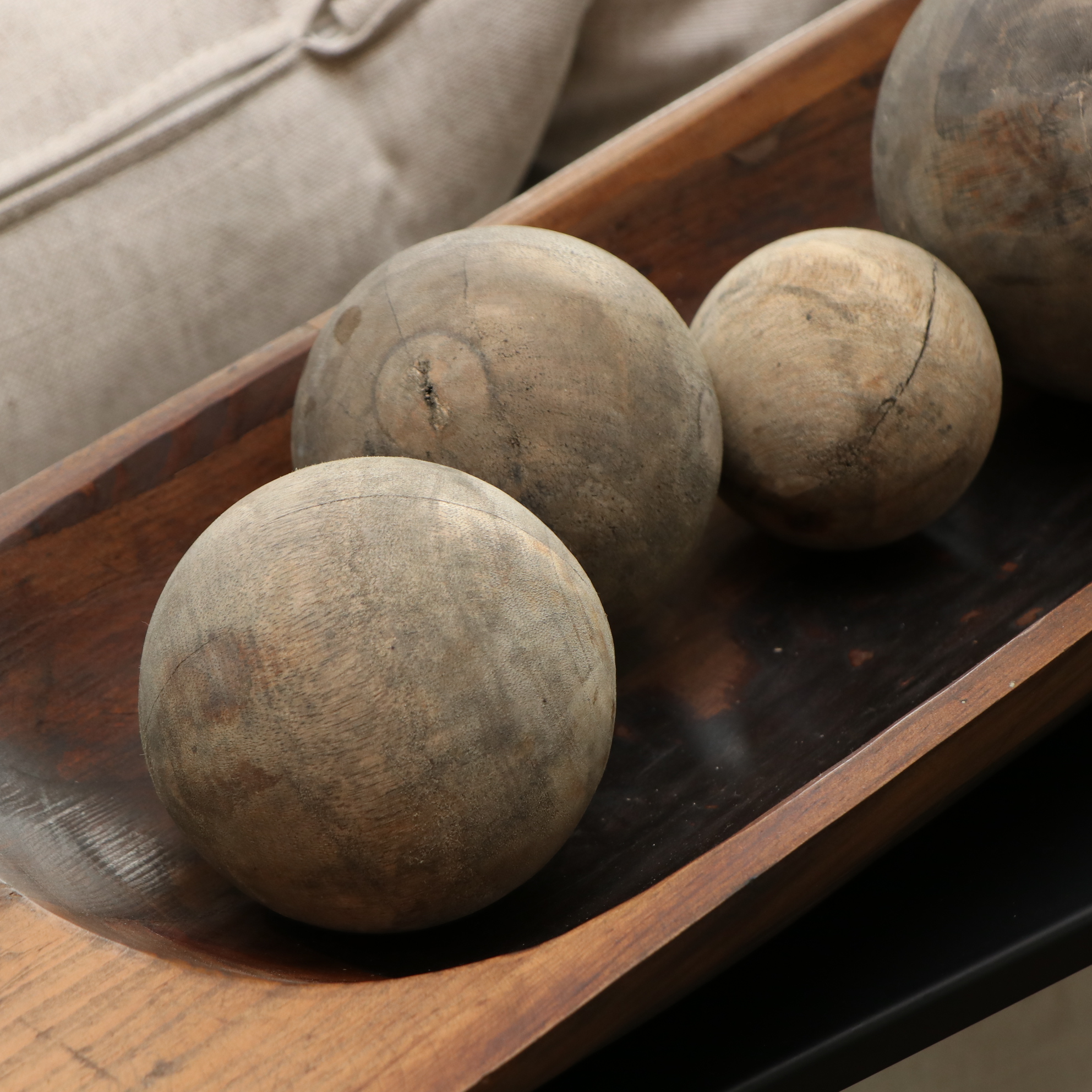 Rustic Style Wood Bowl with Decorative Wood Balls