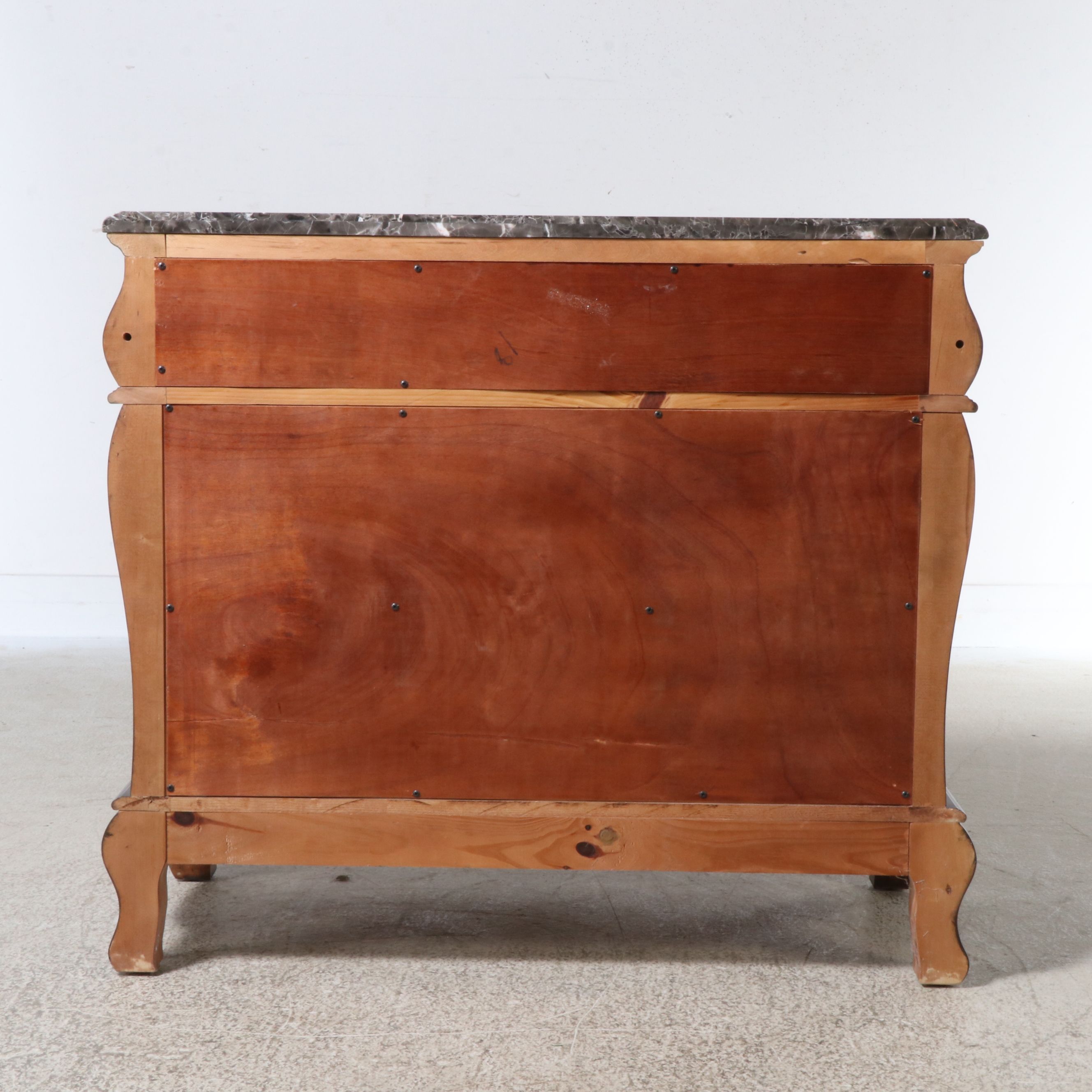 Baroque Style Chest of Drawers with Wall Mirror