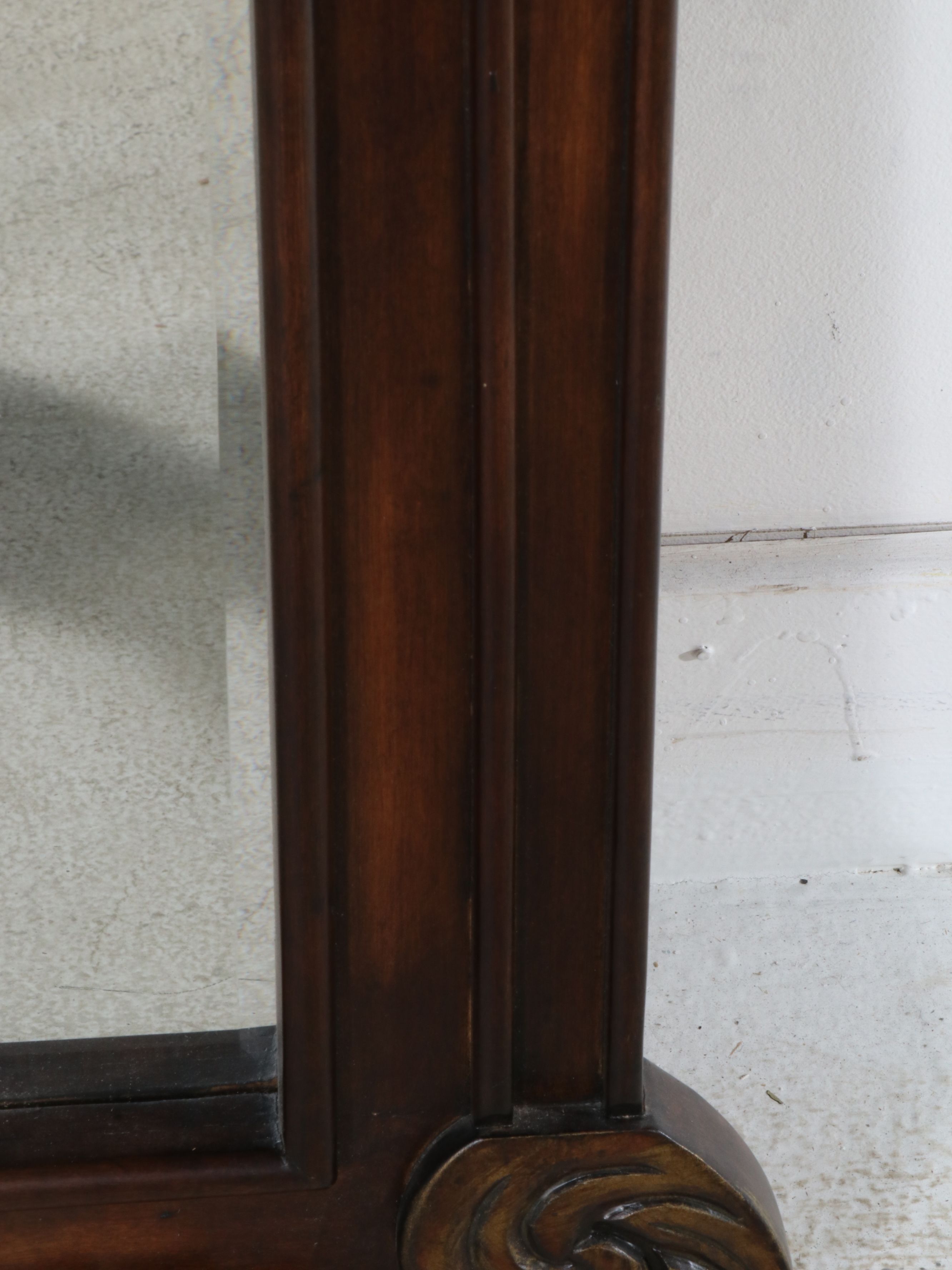 Baroque Style Chest of Drawers with Wall Mirror