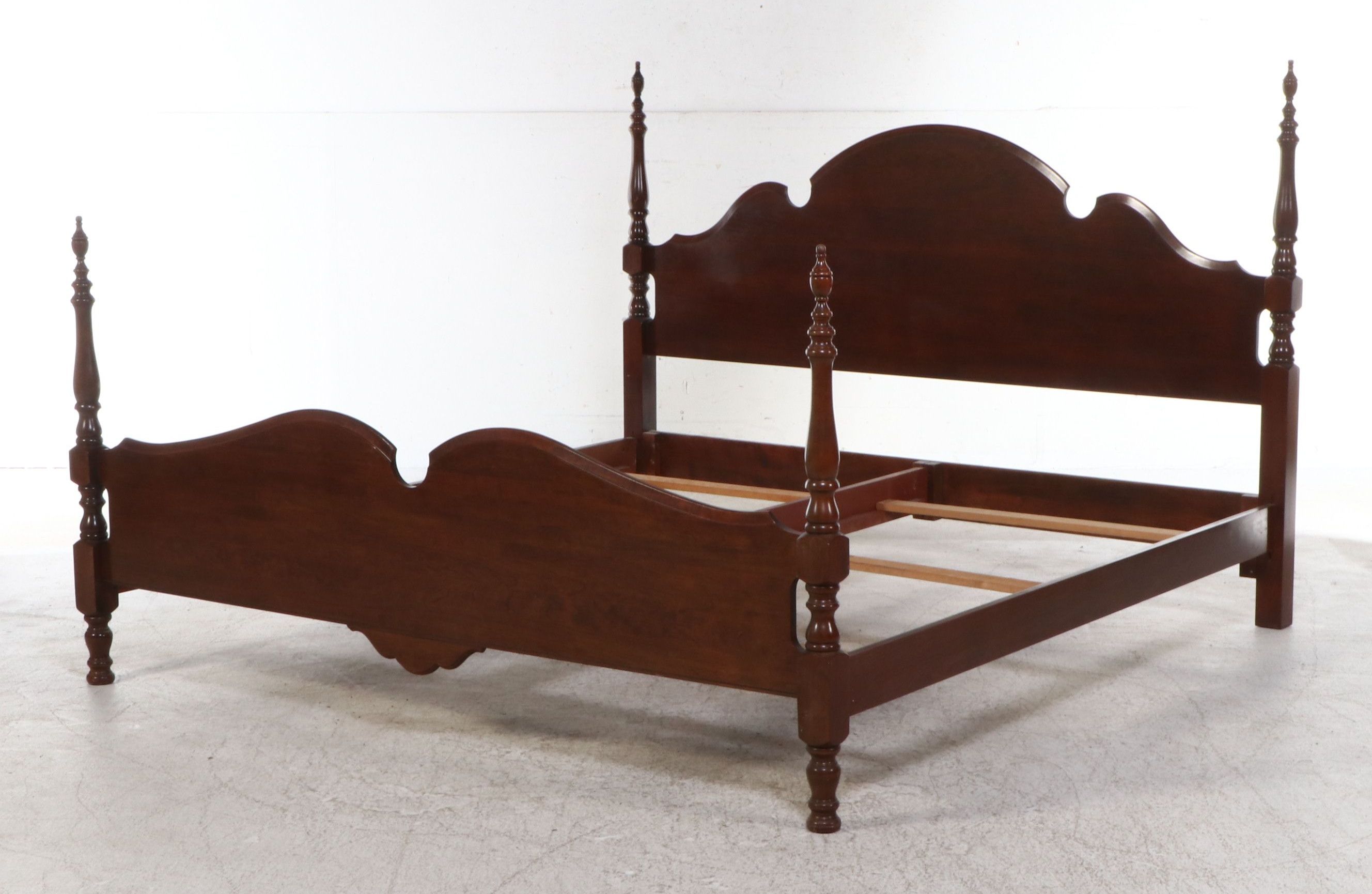 Pennsylvania House American Colonial Style Cherry King Size and Nightstand