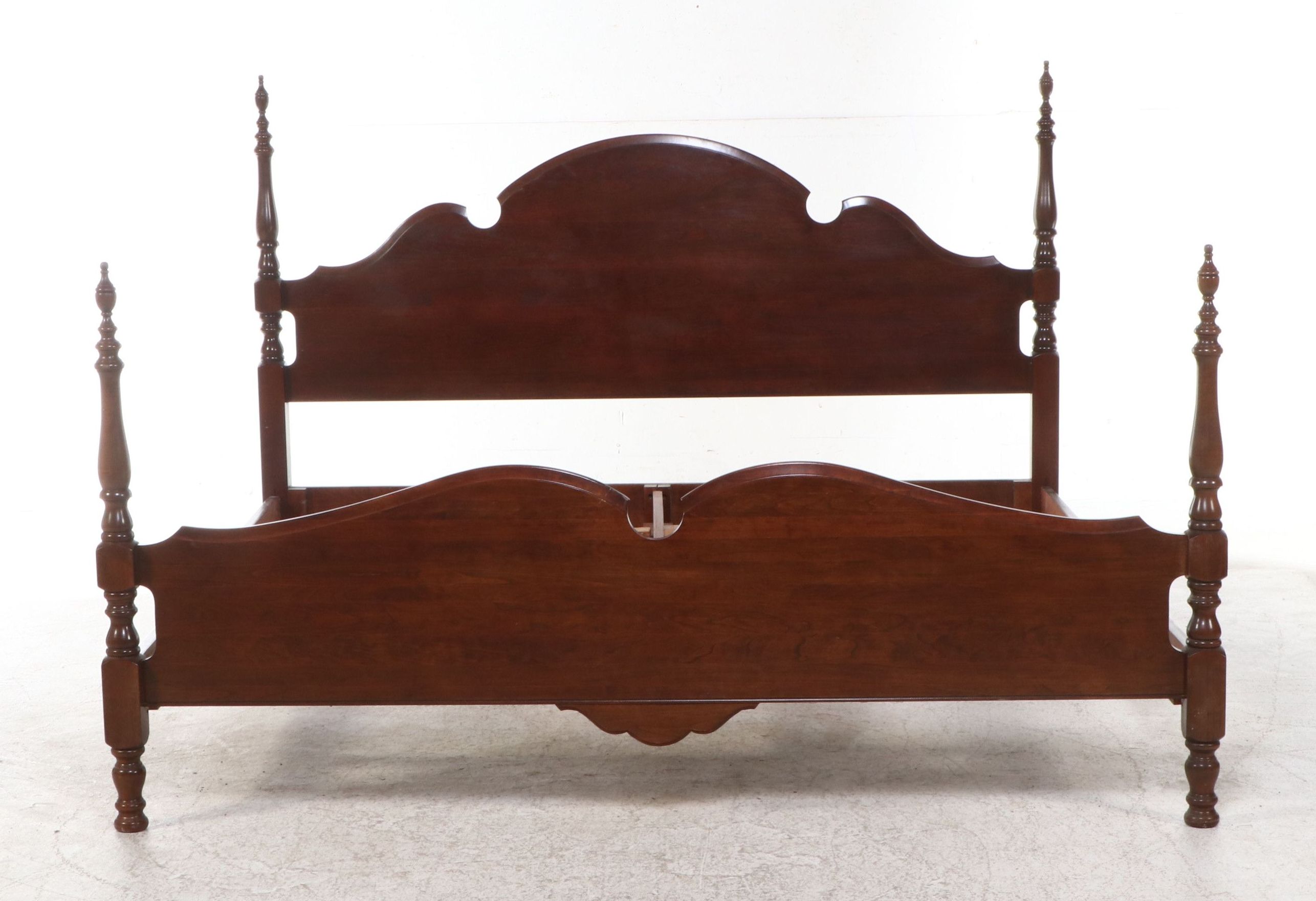 Pennsylvania House American Colonial Style Cherry King Size and Nightstand