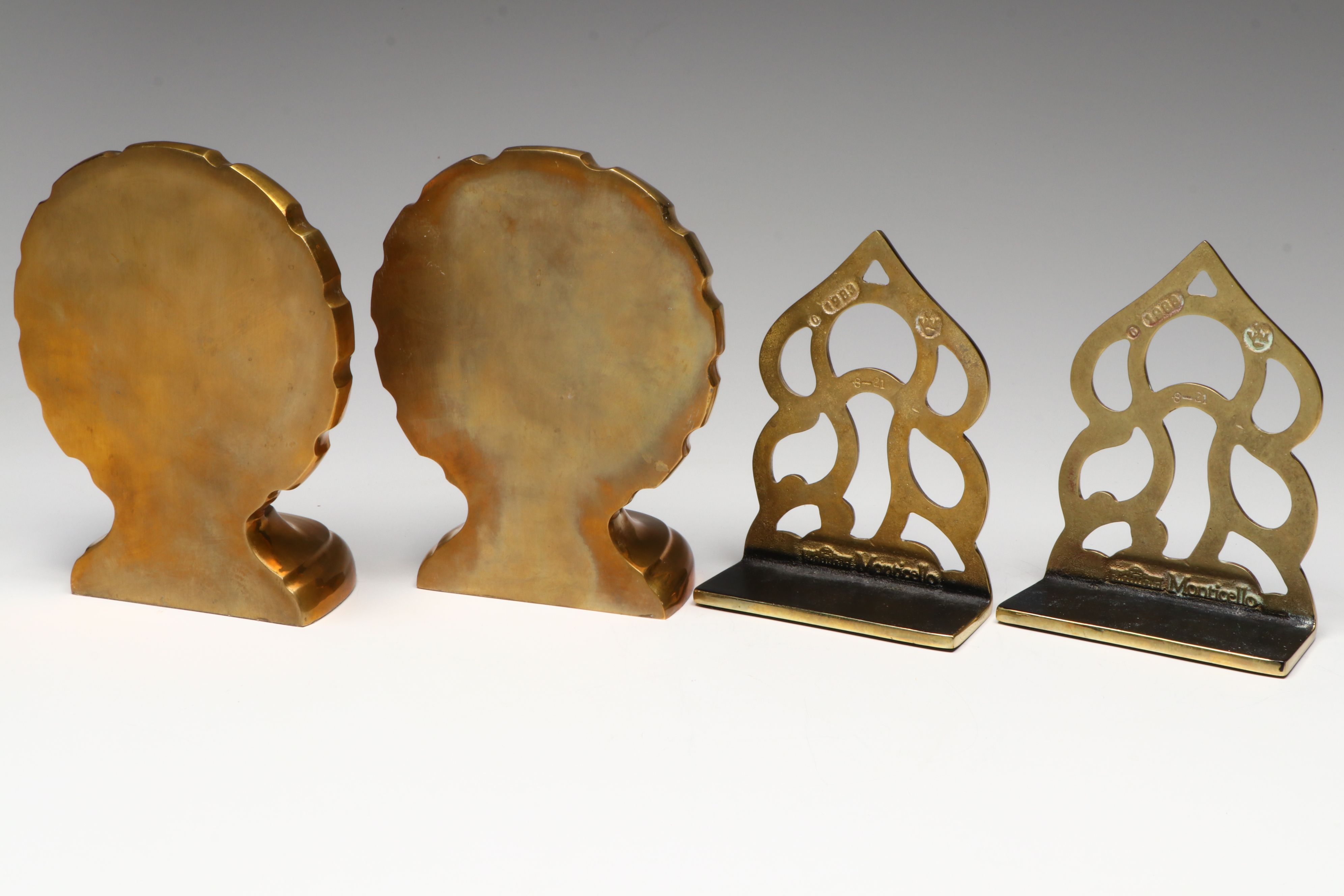 Monticello and Clam Shell Brass Bookends