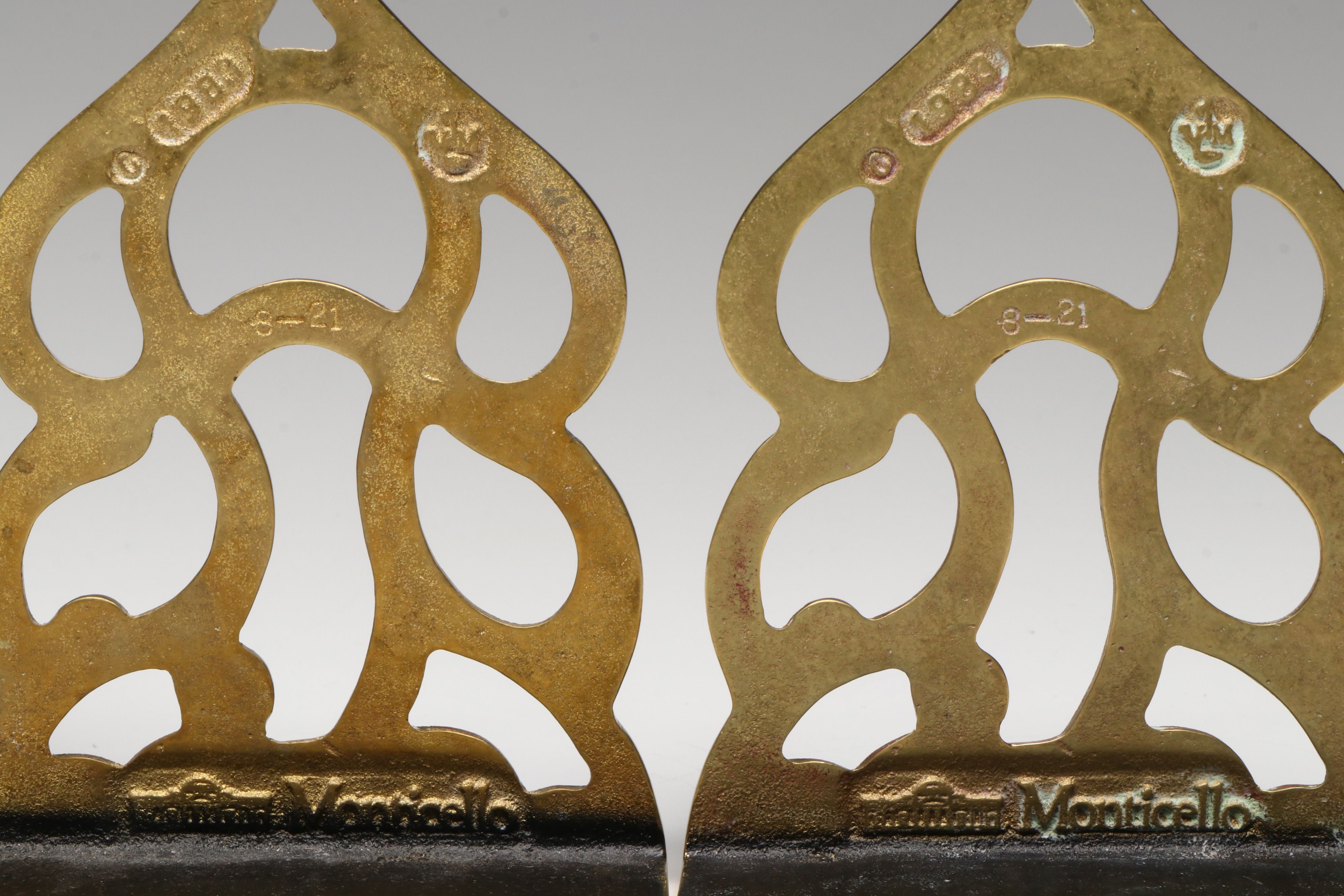 Monticello and Clam Shell Brass Bookends