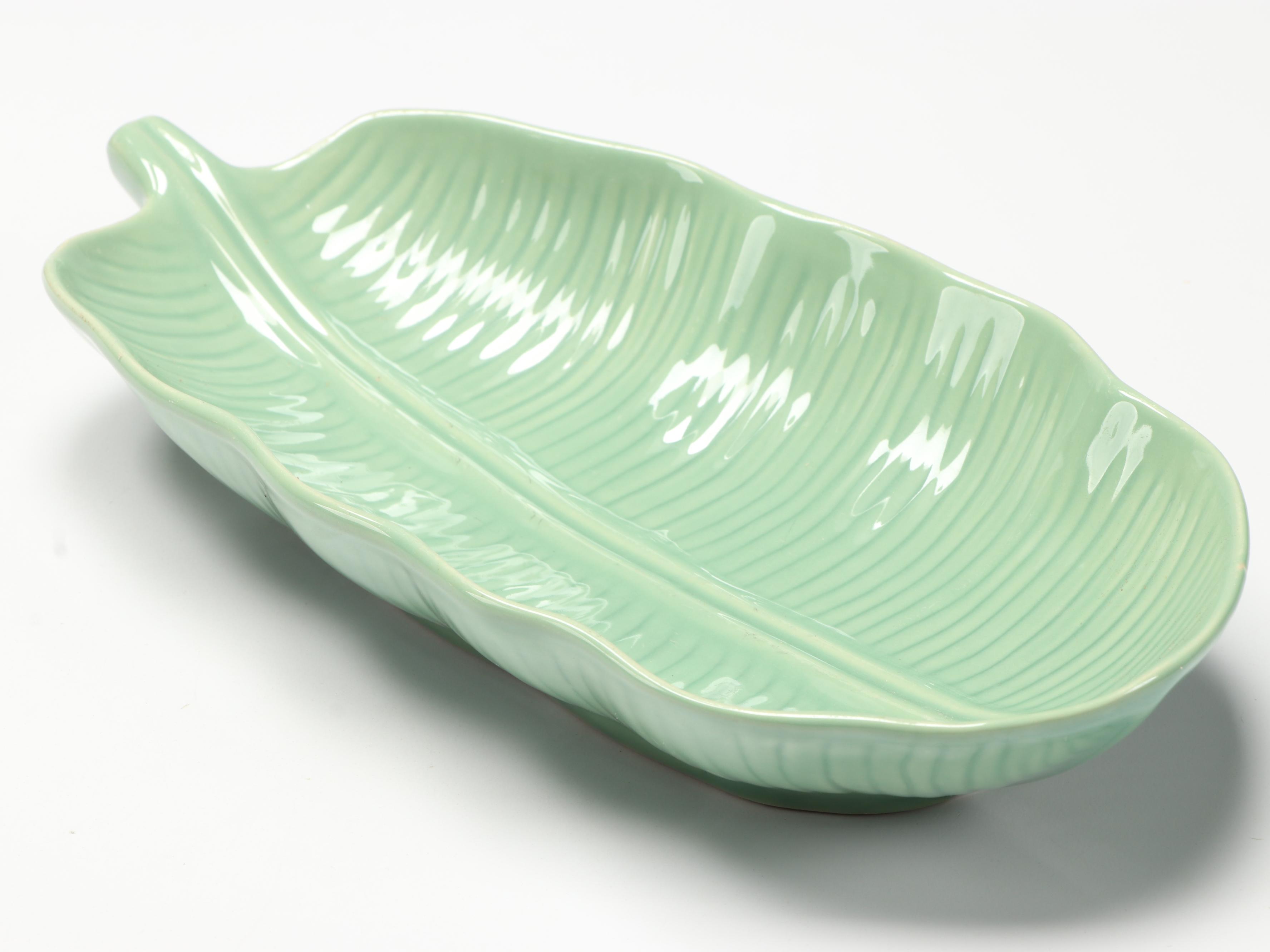 Majolica Leaf-Form Bowls with "Love Brunch" Cookbook