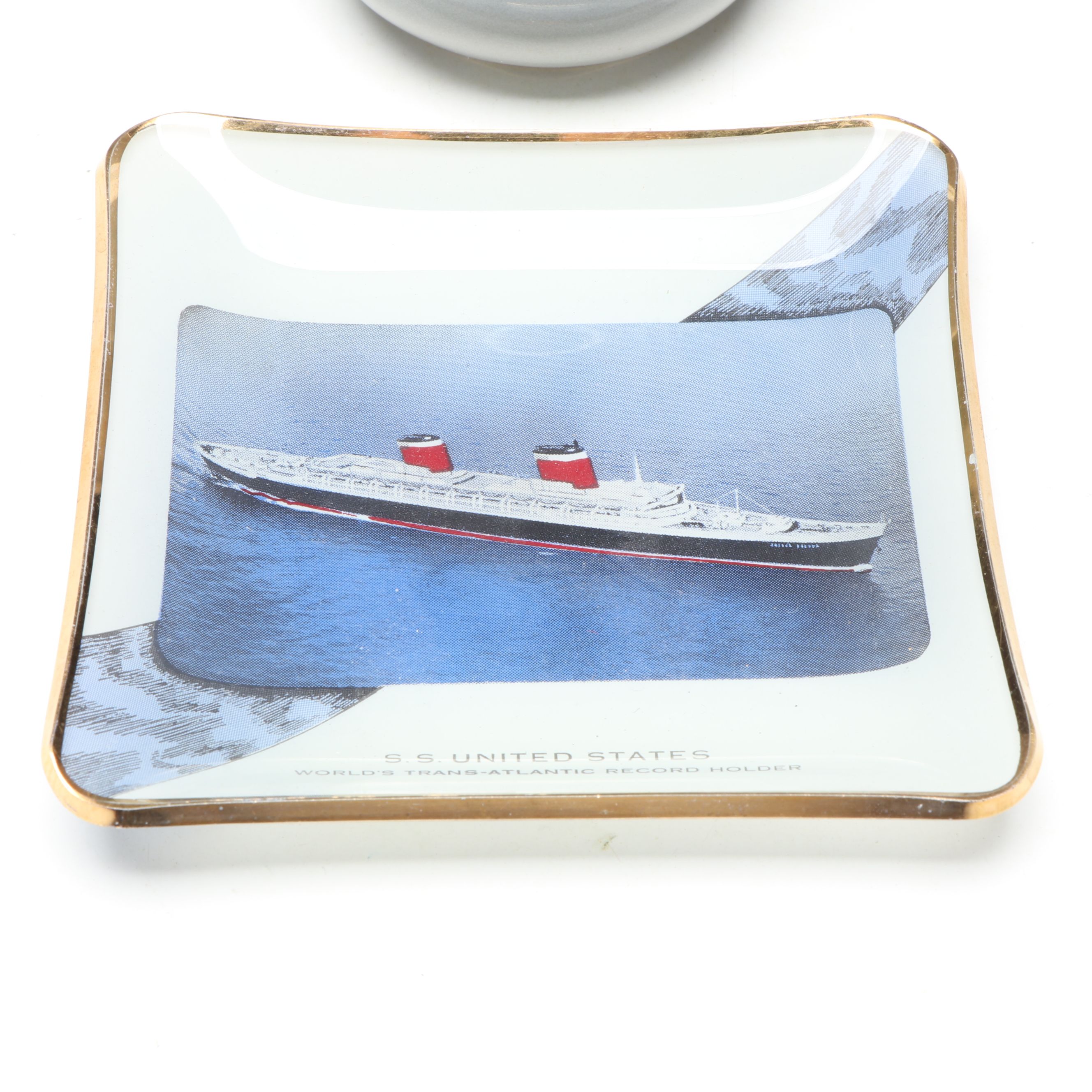 SS United States Photographic Dish with Hall China Tea/Coffee Service and Flags