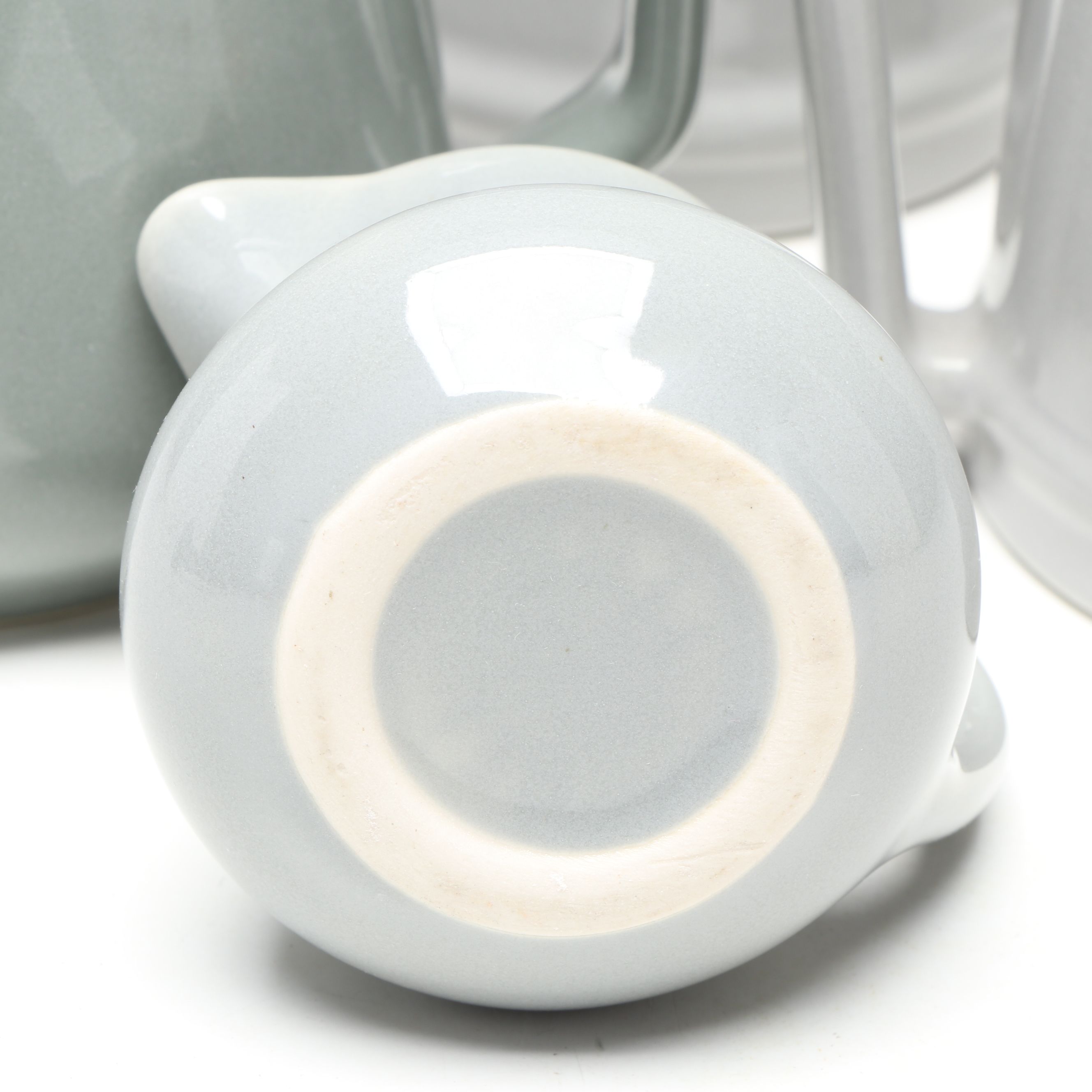 SS United States Photographic Dish with Hall China Tea/Coffee Service and Flags