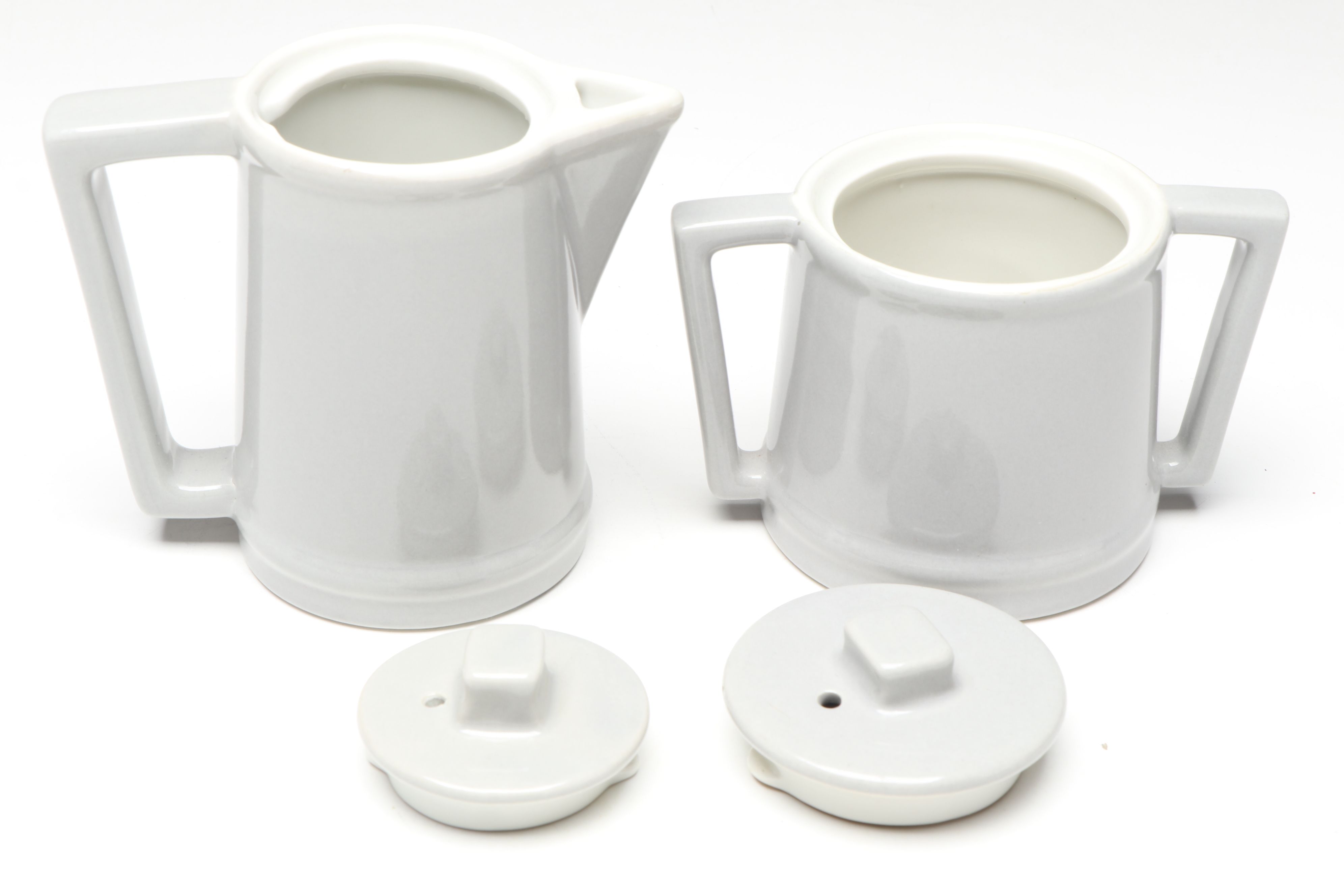 SS United States Photographic Dish with Hall China Tea/Coffee Service and Flags