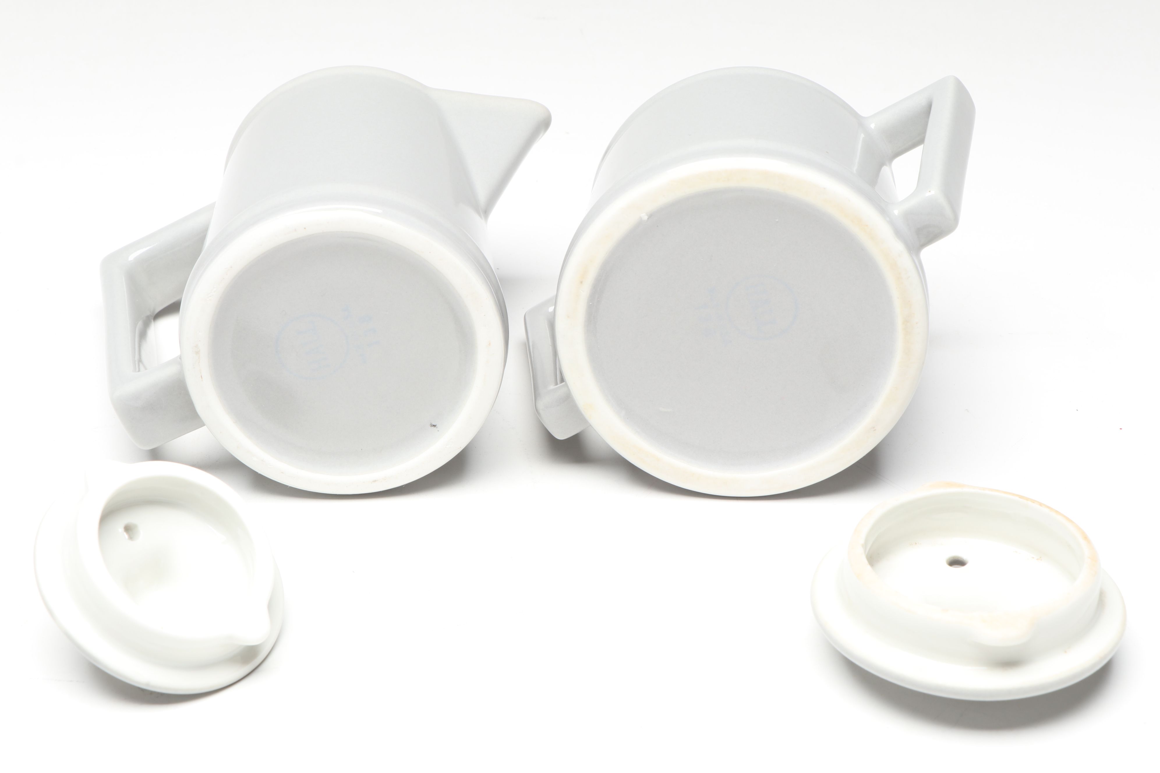 SS United States Photographic Dish with Hall China Tea/Coffee Service and Flags