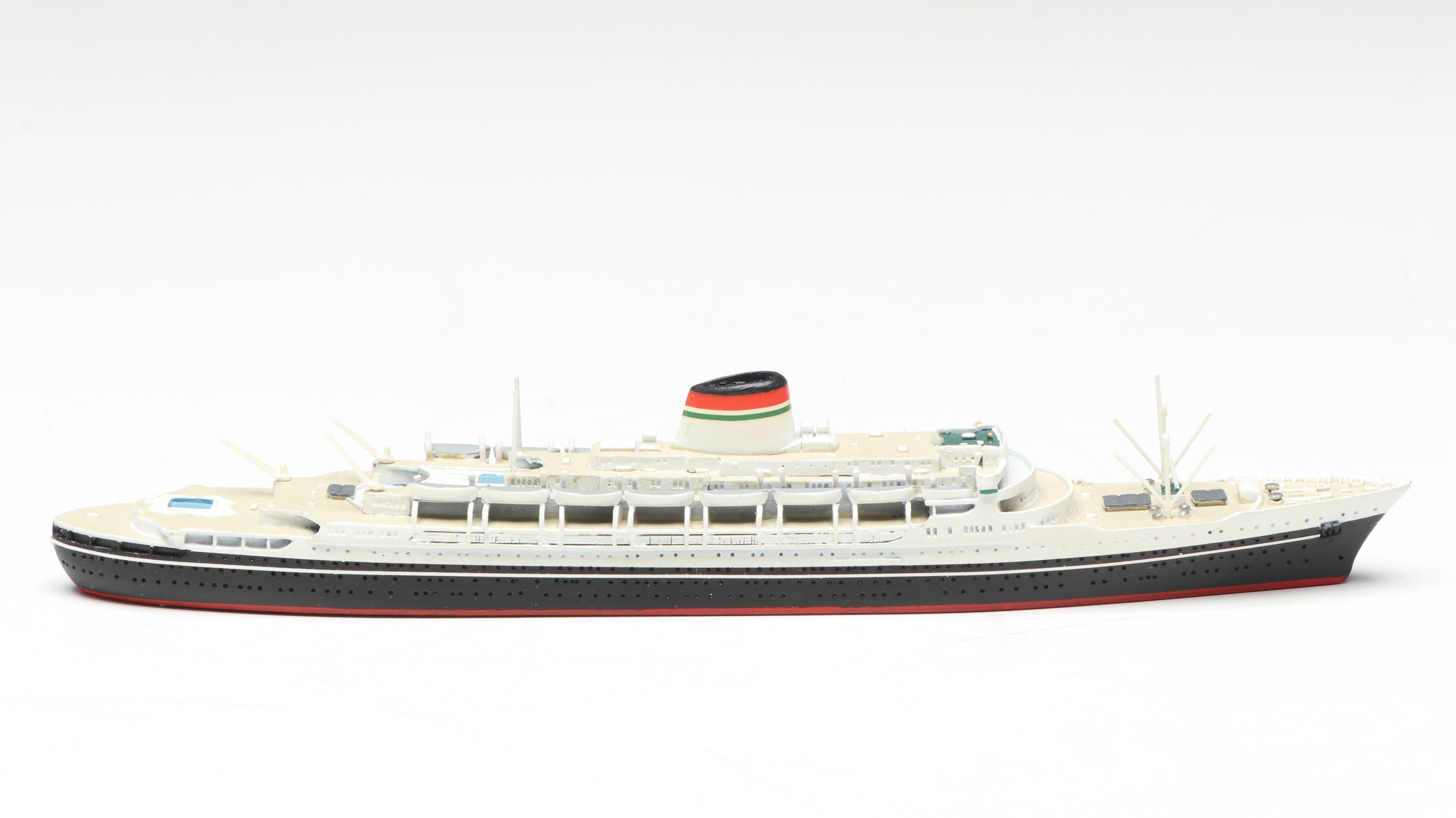 Bassett-Lowke Wooden "SS California" with Other Hand-Painted Metal Ship Models