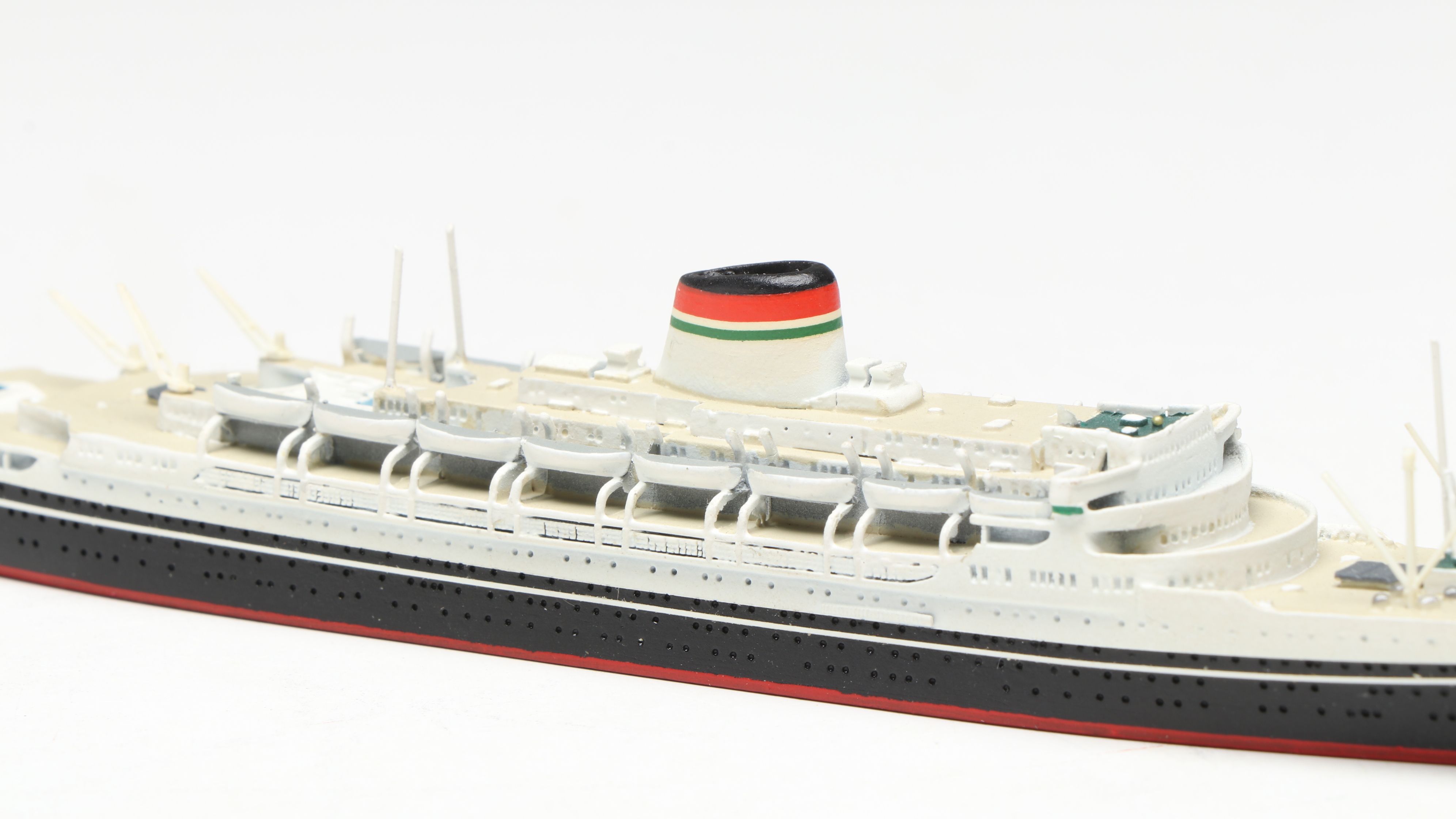 Bassett-Lowke Wooden "SS California" with Other Hand-Painted Metal Ship Models