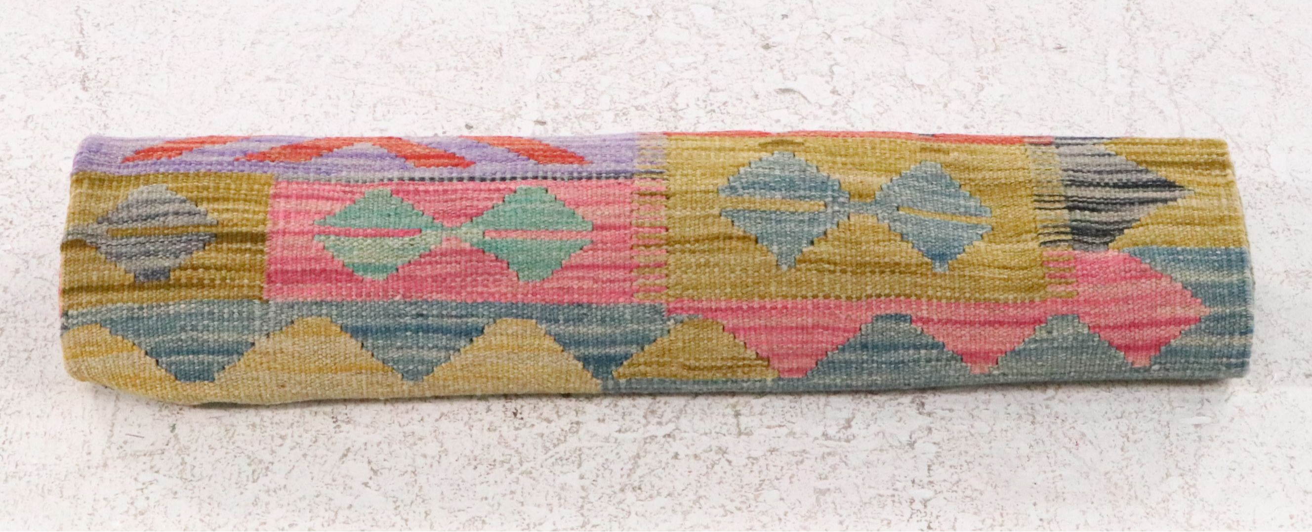 5' x 6'10 Handwoven Pakistani Kilim Area Rug