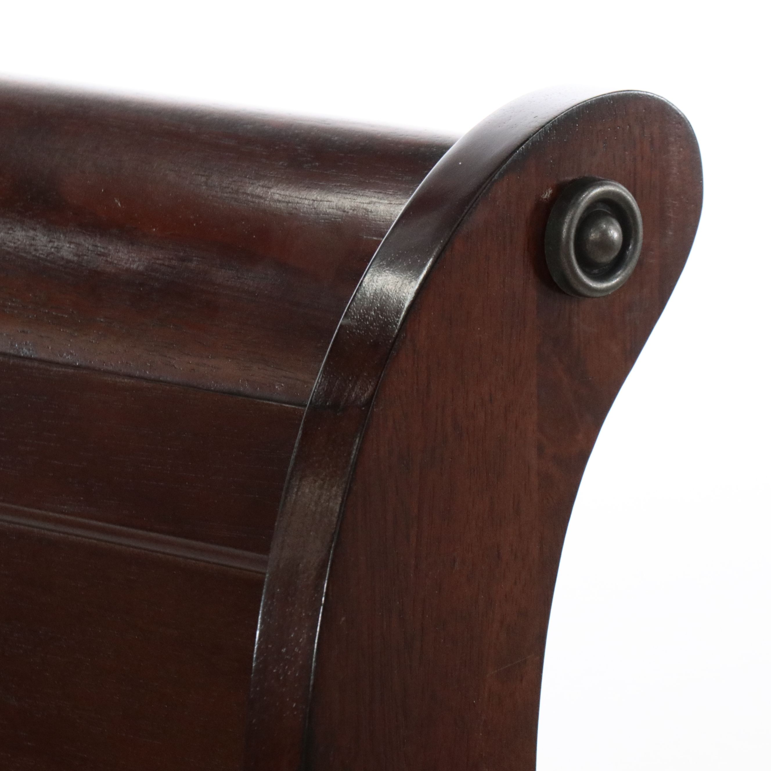 Pennsylvania House Dresser with Sleigh Bed, Nightstand, Lamp, and Accent Table