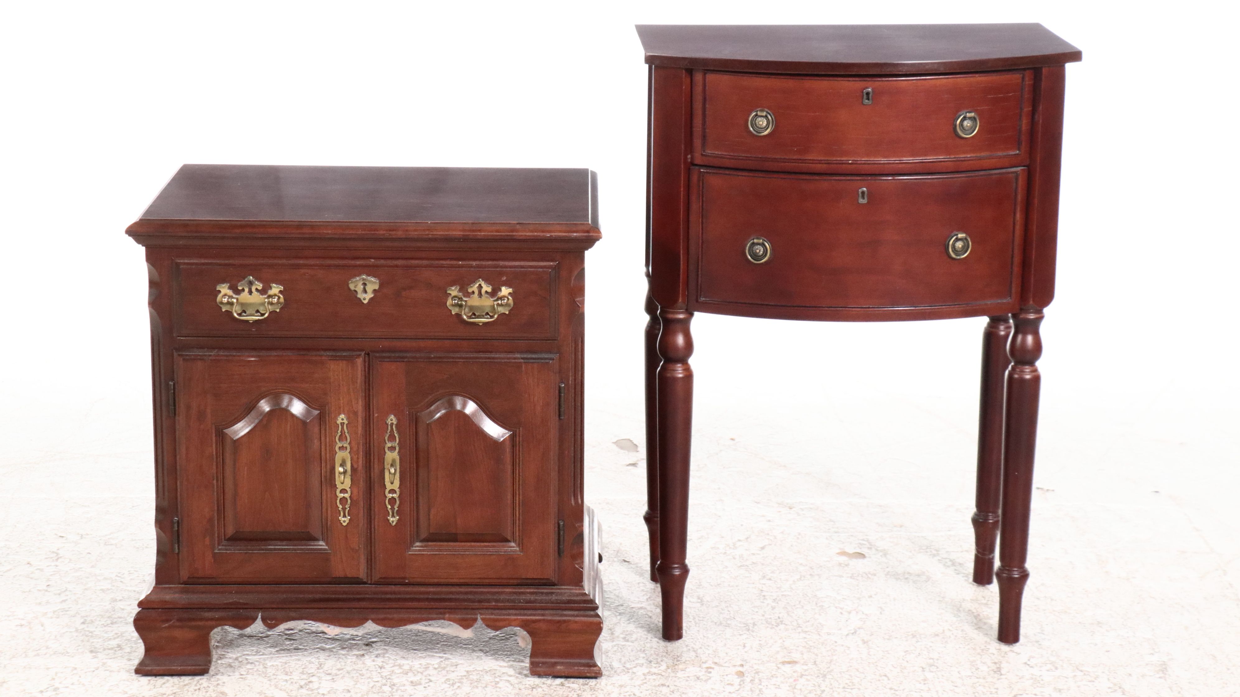 Pennsylvania House Dresser with Sleigh Bed, Nightstand, Lamp, and Accent Table