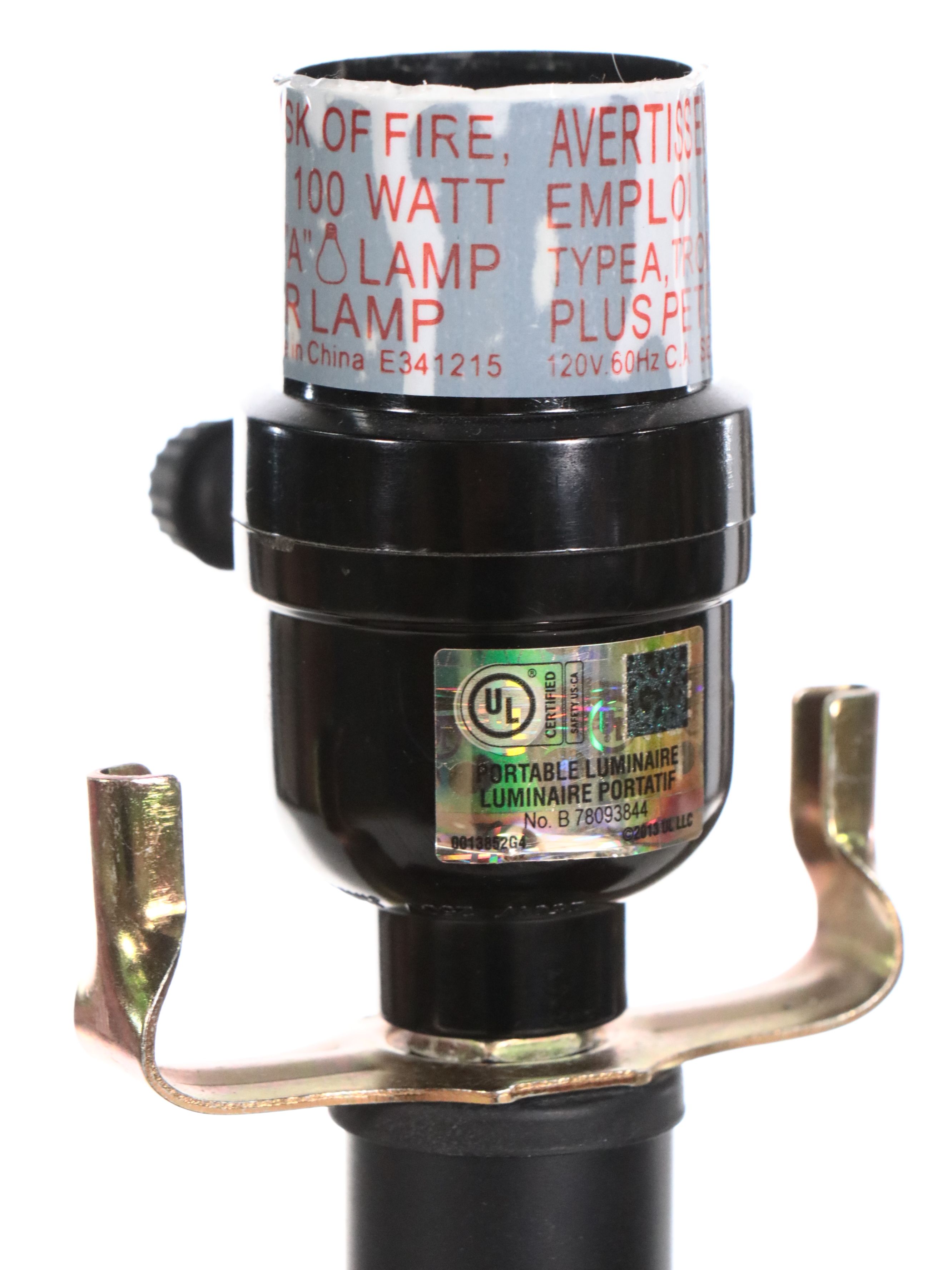 Pennsylvania House Dresser with Sleigh Bed, Nightstand, Lamp, and Accent Table