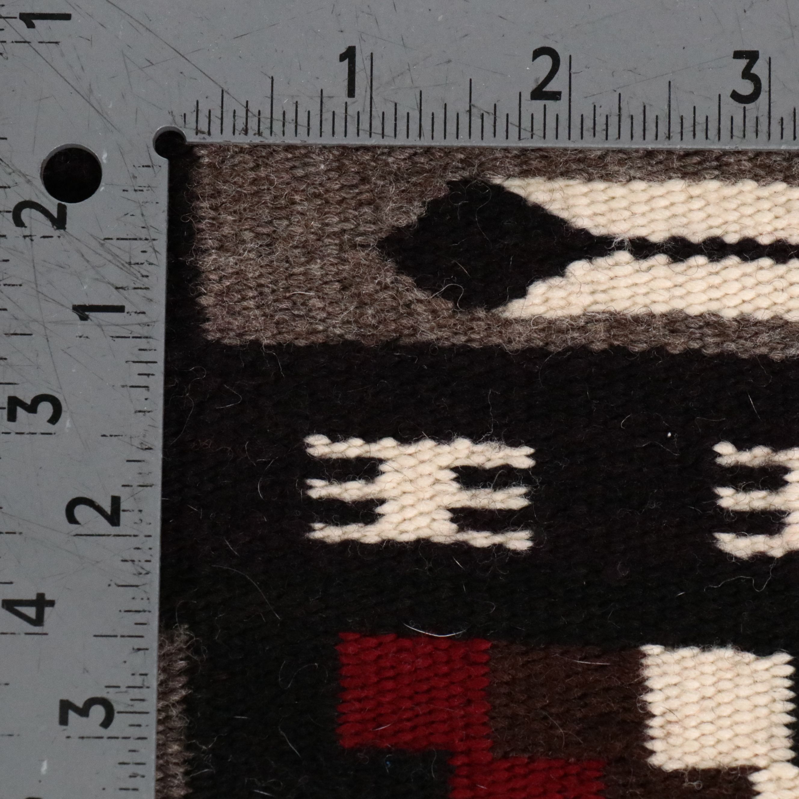 2'4 x 4'10 Handwoven Navajo Storm Pattern Accent Rug